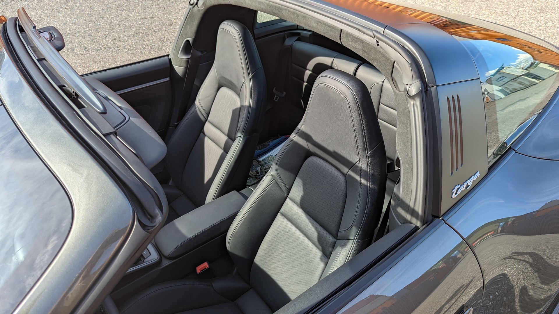 PORSCHE 911 Targa 4 PDK 1. Hand | Porsche Garantie bis 05/2029 | Aventuregreen / Frisch ab Service 05/26-image-8
