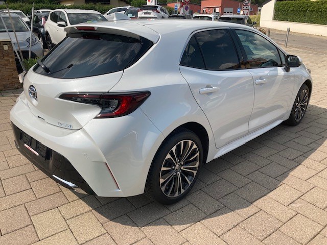 TOYOTA Corolla 1.8 HSD Trend e- CVT-image-4