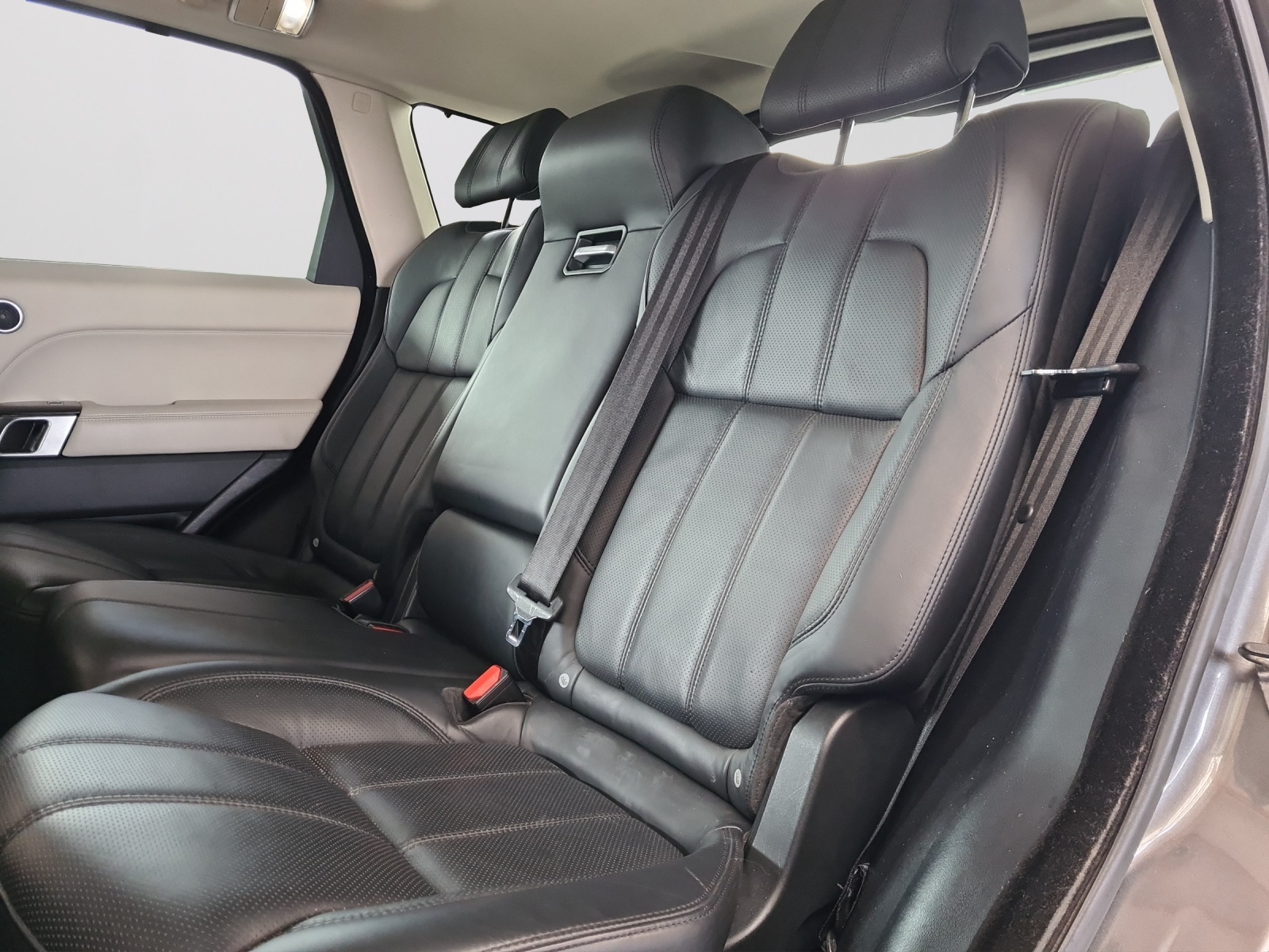 LAND ROVER Range Rover Sport 3.0 V6 SC SE Automatic-image-11