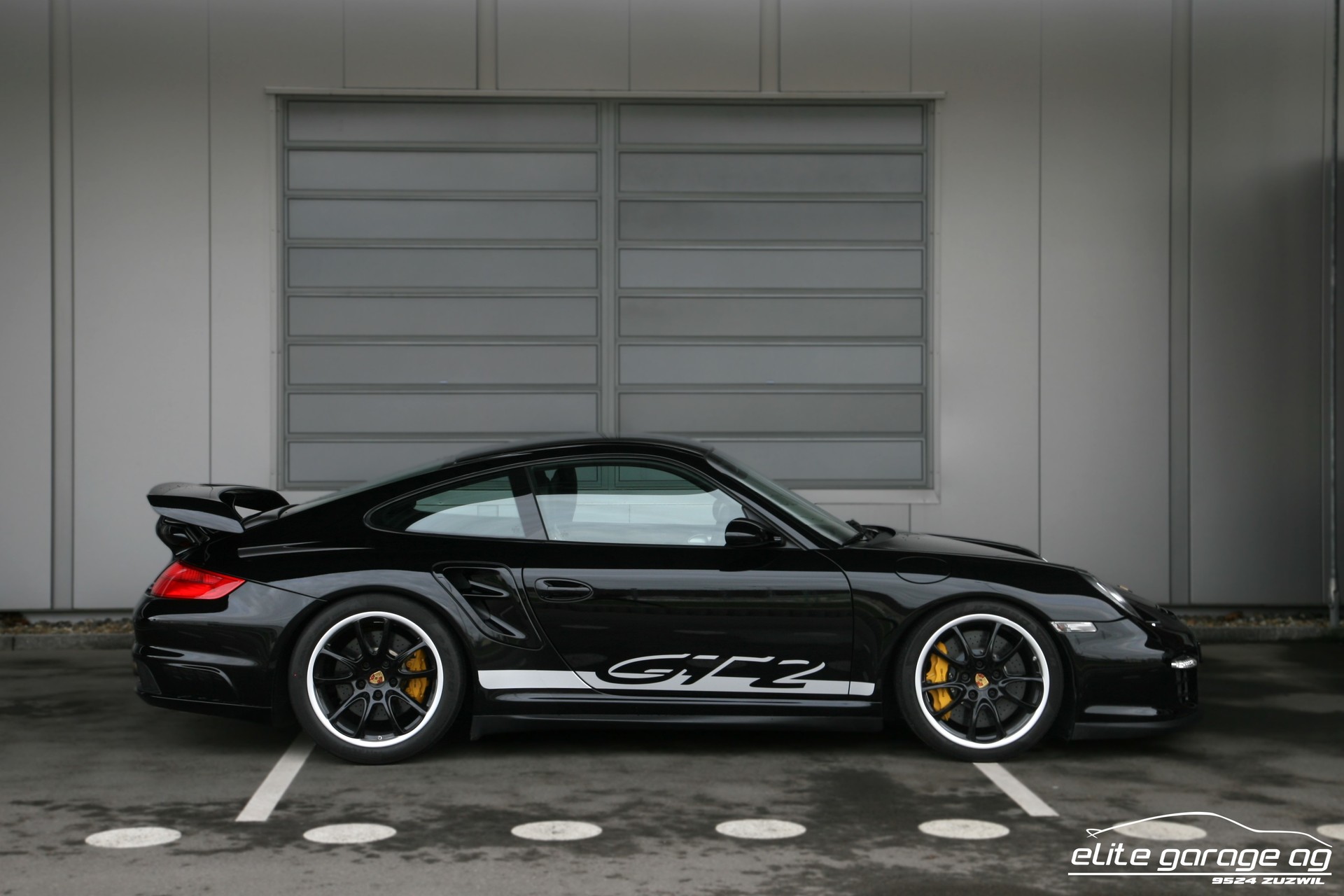 PORSCHE 911 GT2-image-5