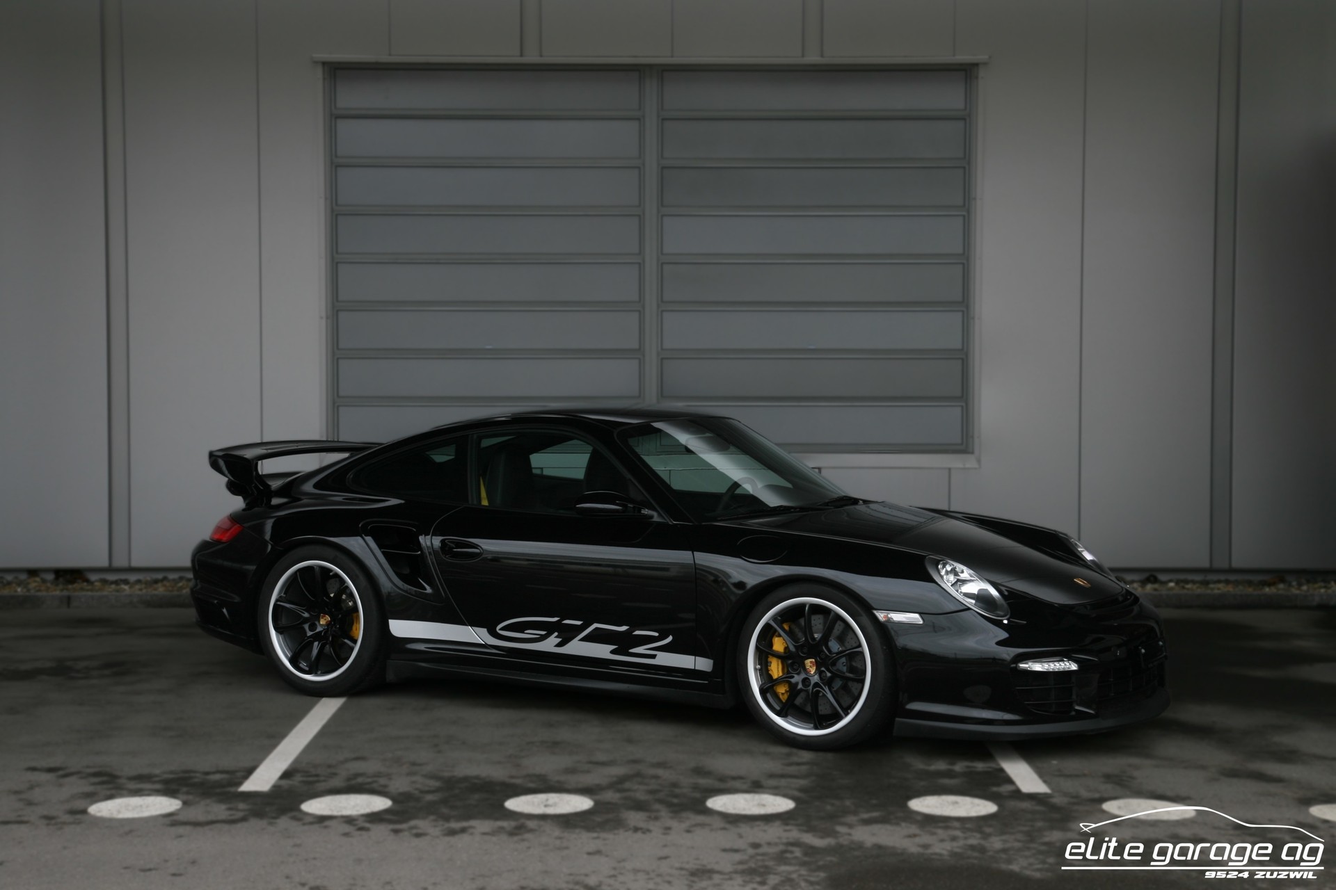 PORSCHE 911 GT2-image-6