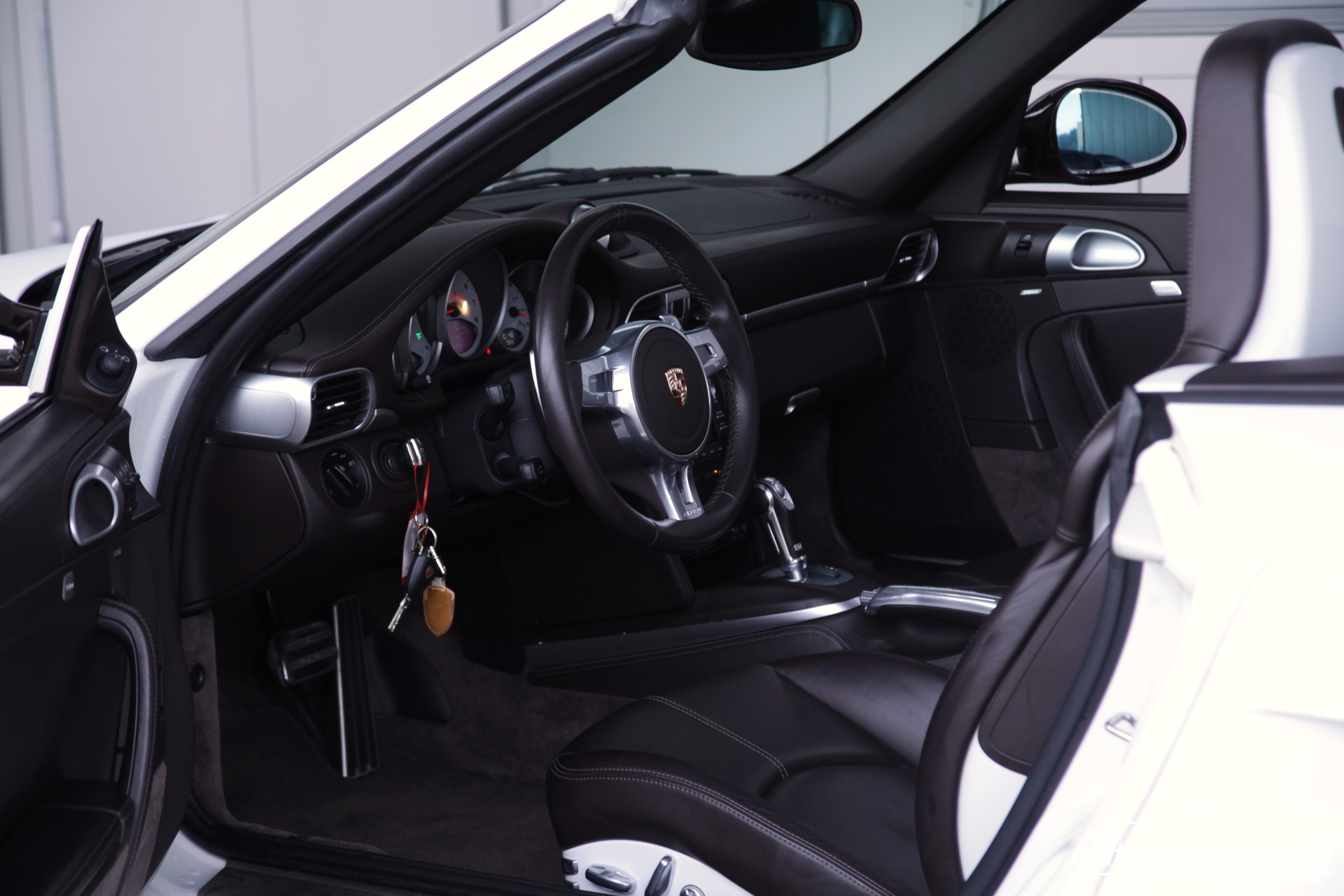 PORSCHE 911 Cabrio Turbo S PDK SPEEDART 580 PS-image-13