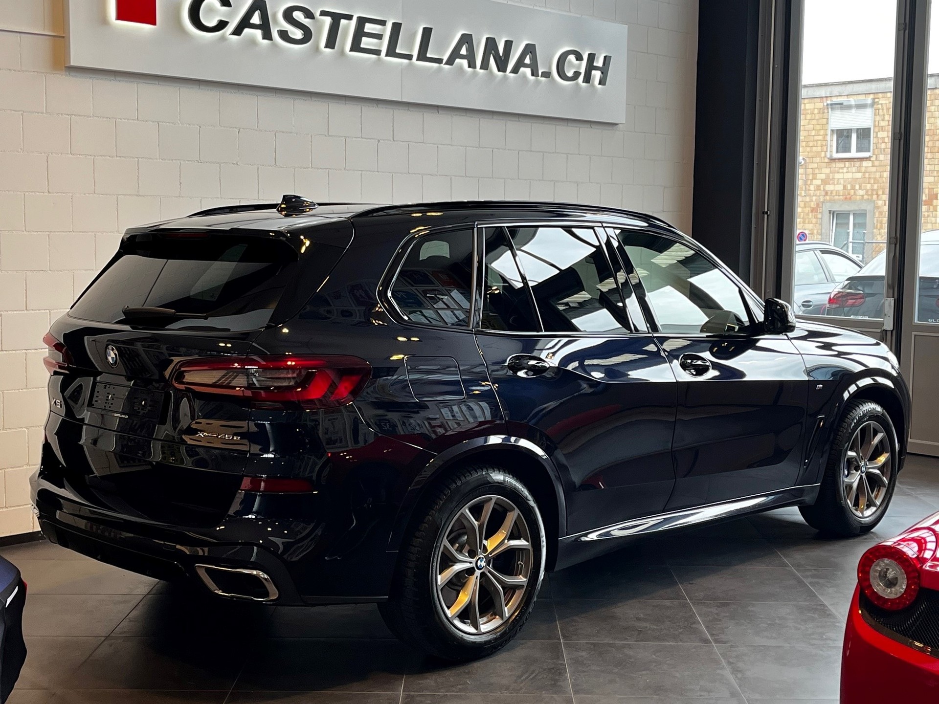BMW X5 xDrive45e M Sport-image-6