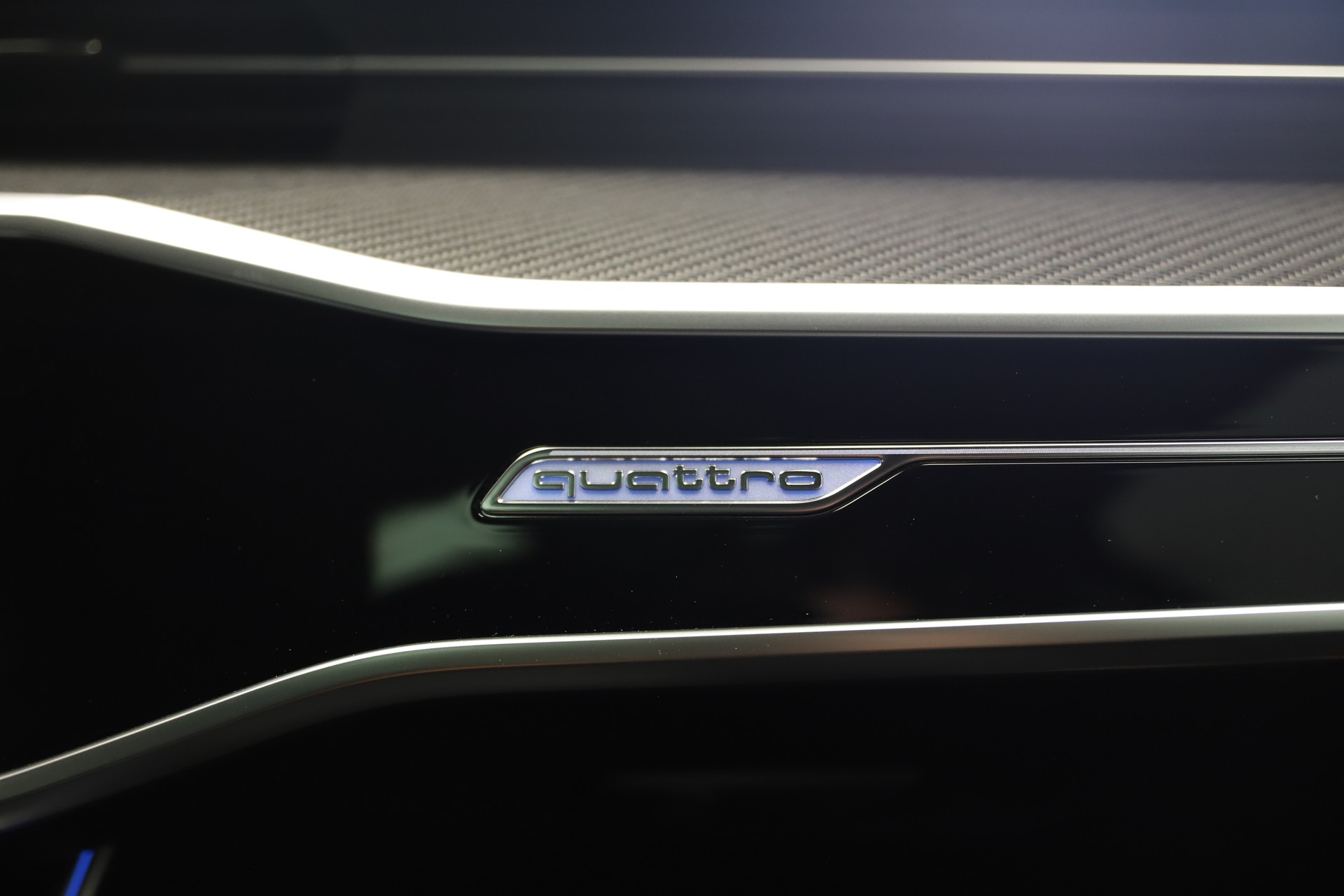 AUDI RS6 Avant 4.0 TFSI V8 quattro-image-10