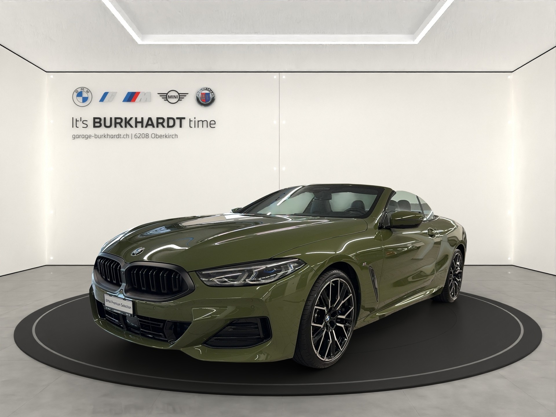 BMW 840i xDrive-image-16