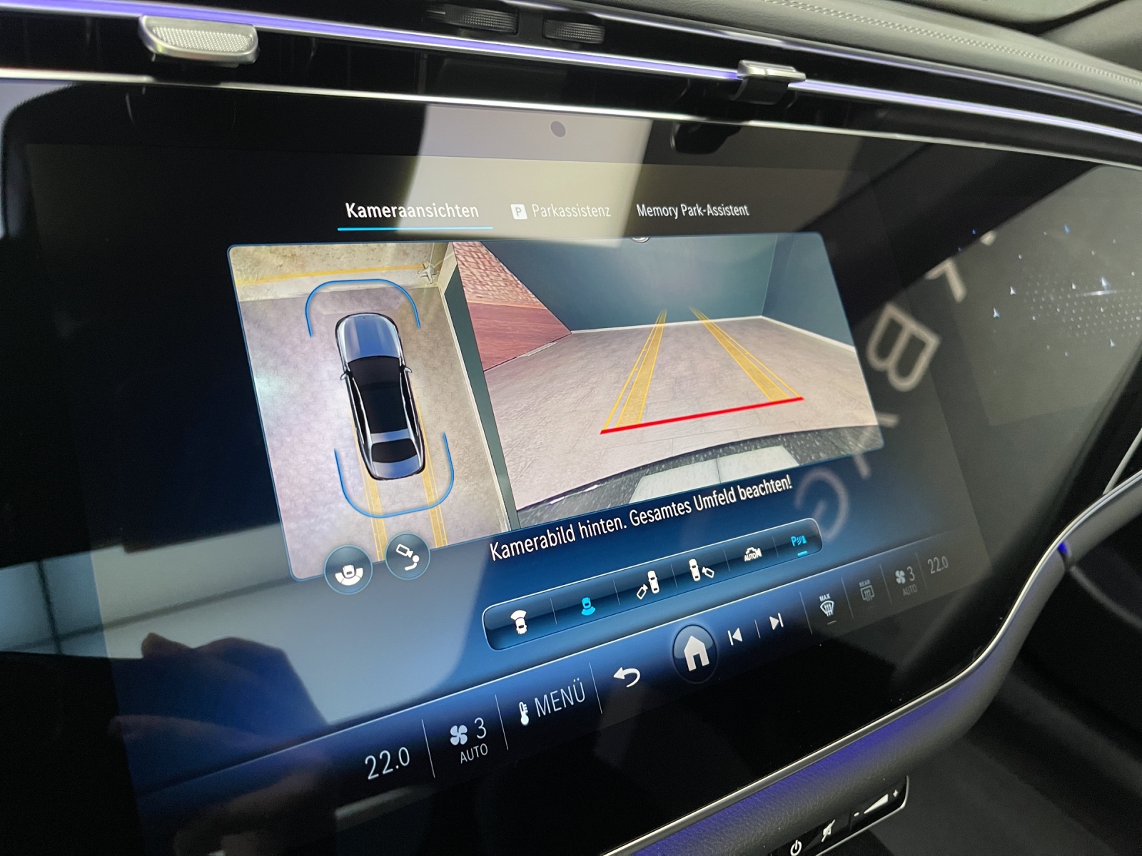 MERCEDES-BENZ E 400 e 4Matic 9G-Tronic-image-13