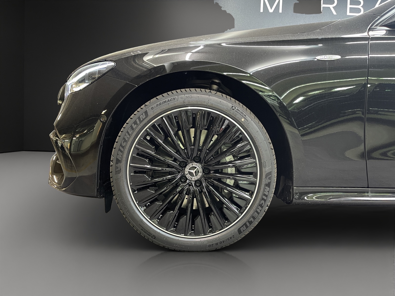 MERCEDES-BENZ E 400 e 4Matic 9G-Tronic-image-5