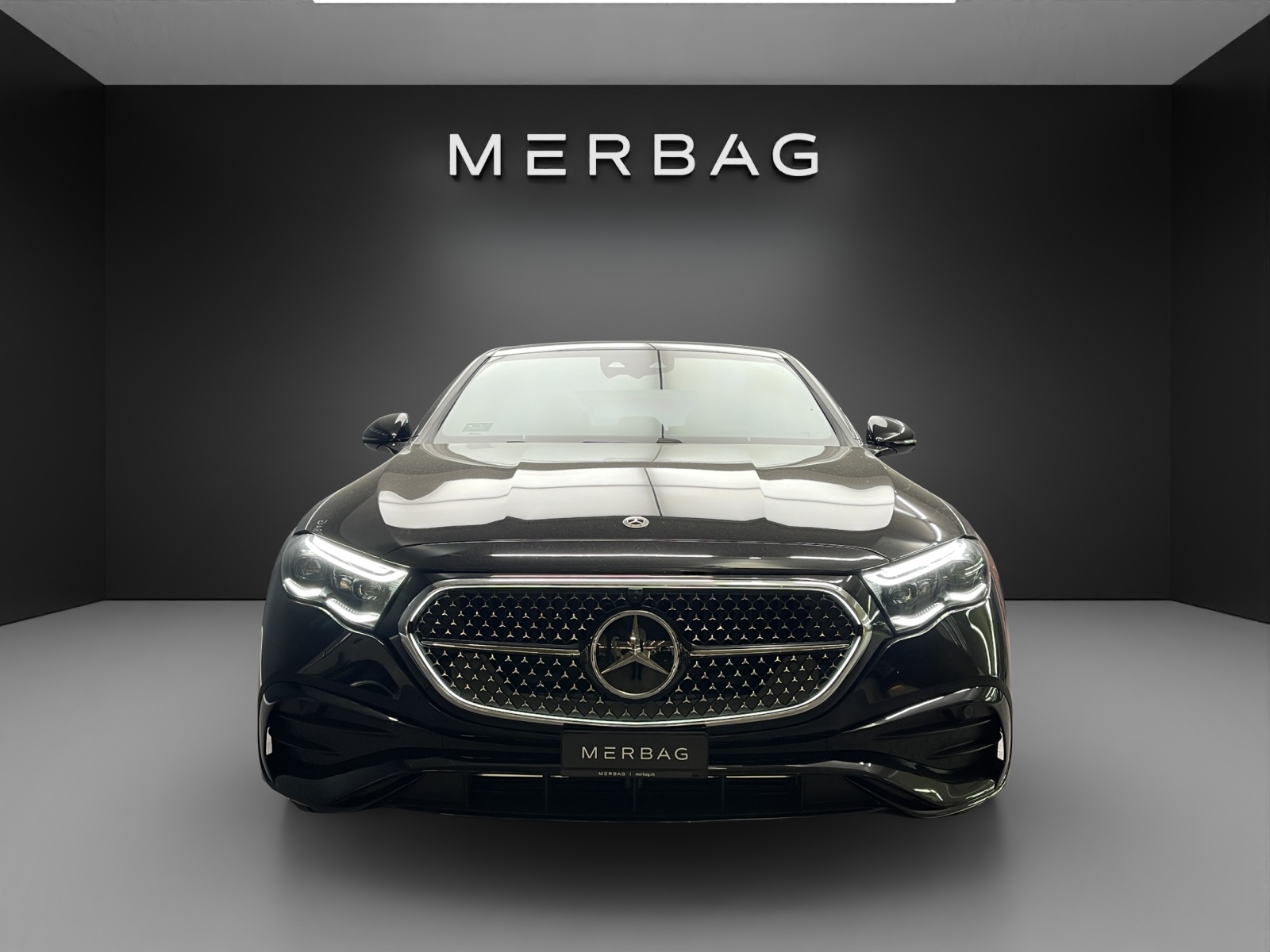 MERCEDES-BENZ E 400 e 4Matic 9G-Tronic-image-1