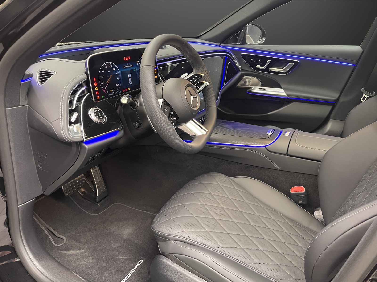 MERCEDES-BENZ E 400 e 4Matic 9G-Tronic-image-6