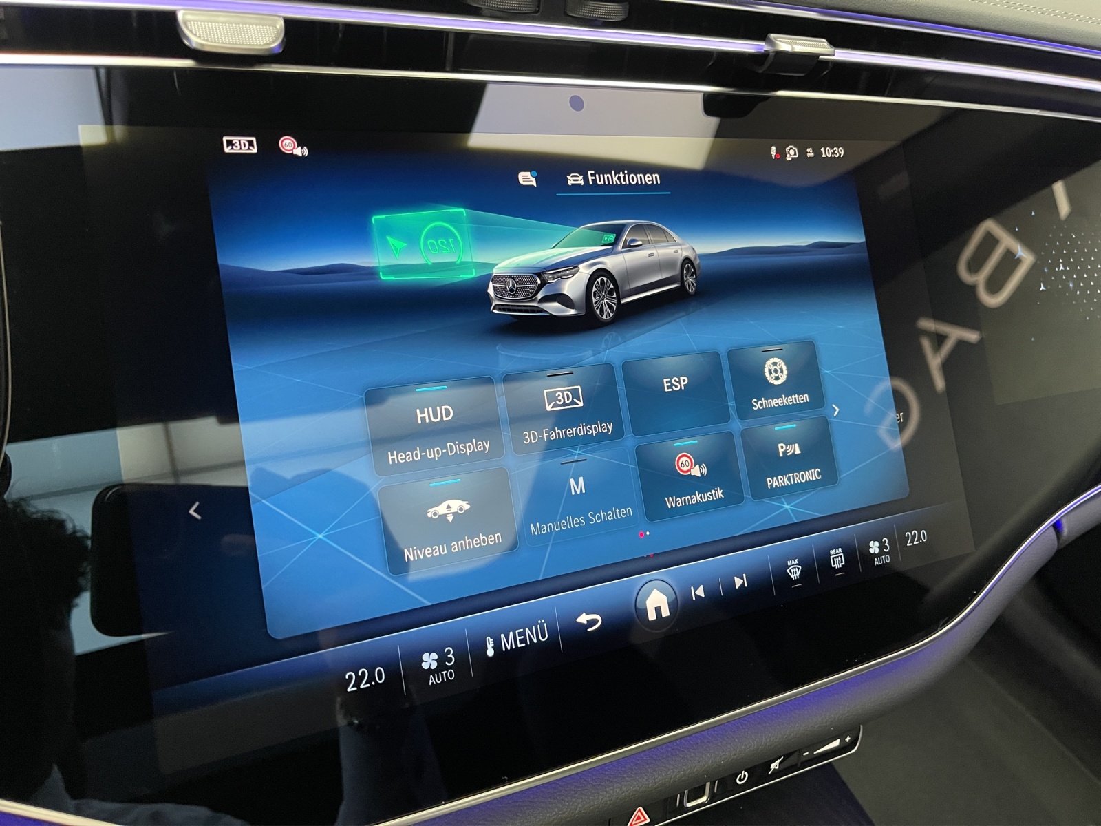 MERCEDES-BENZ E 400 e 4Matic 9G-Tronic-image-12