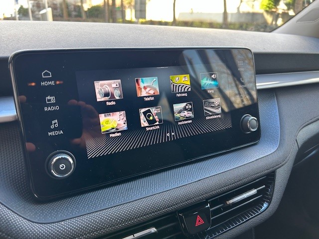 SKODA Fabia 1.0 TSI Selection DSG-image-5