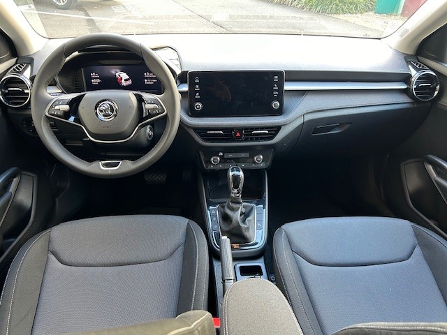 SKODA Fabia 1.0 TSI Selection DSG-image-7