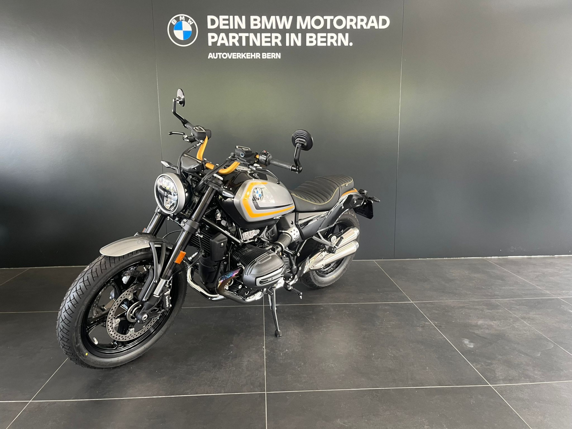 BMW R 12-showroom-element-2