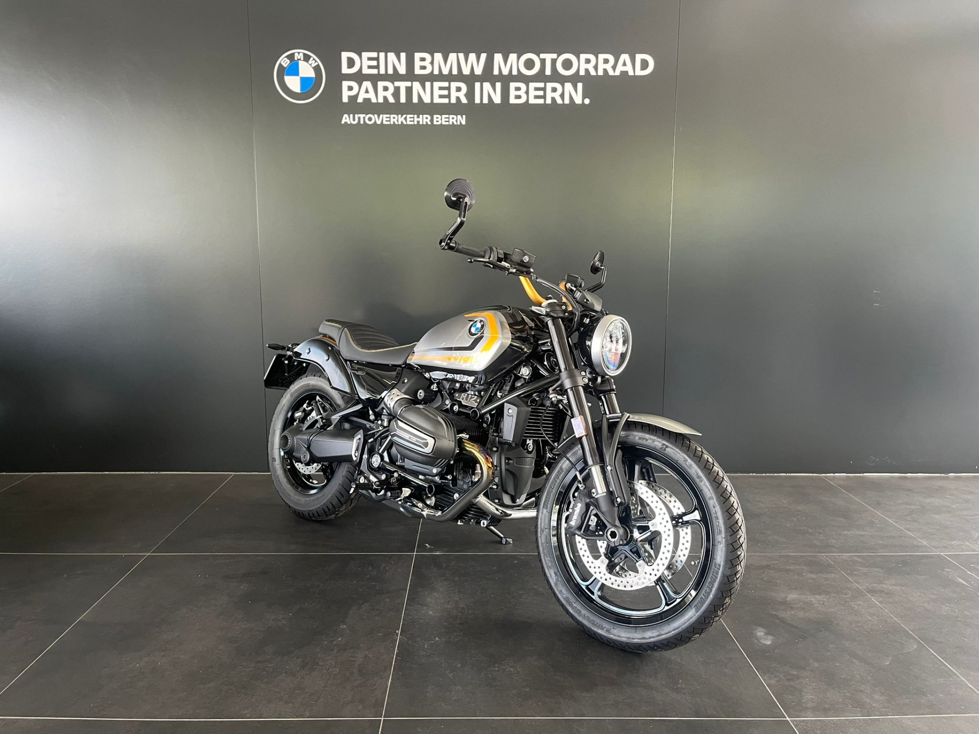 BMW R 12-showroom-element-1