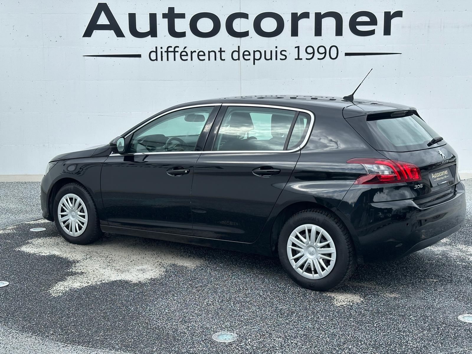 PEUGEOT 308 1.2 Pure Tech Allure-image-4