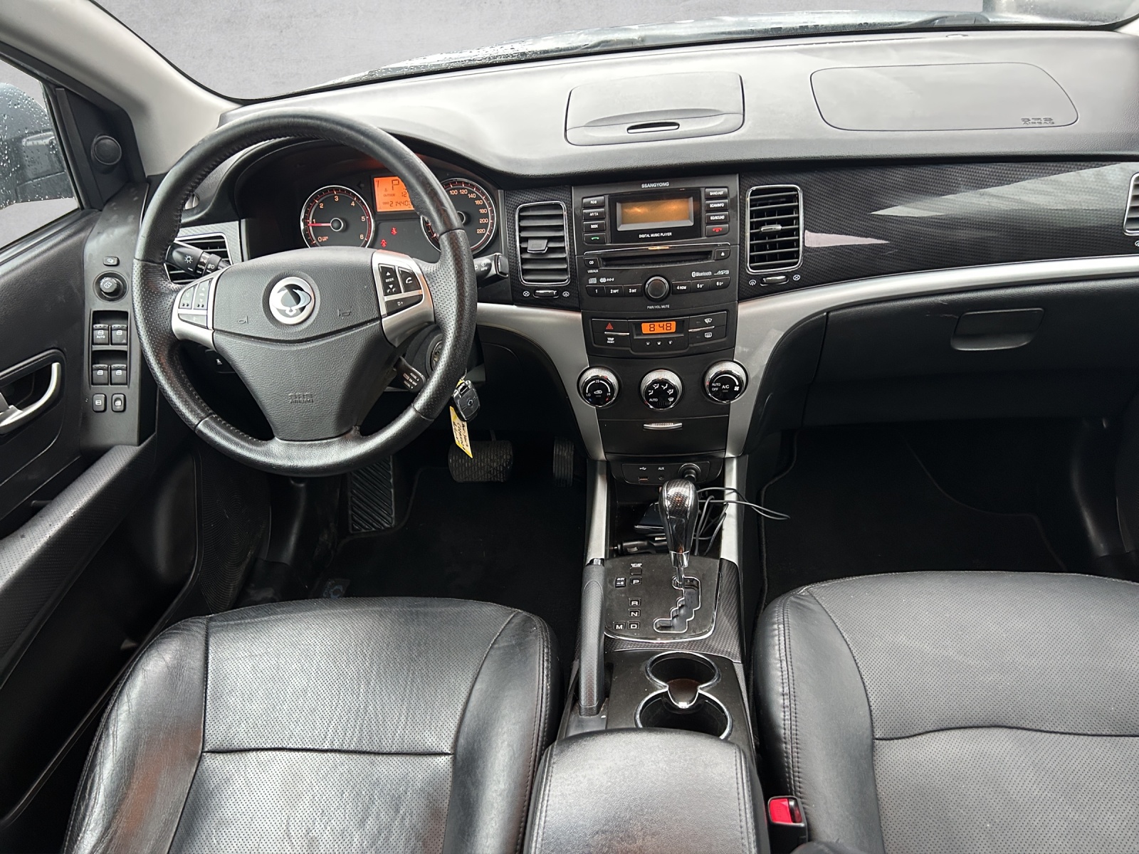 KGM-SsangYong Korando 2.0 e-XDI Quartz 4WD Automatic-image-9
