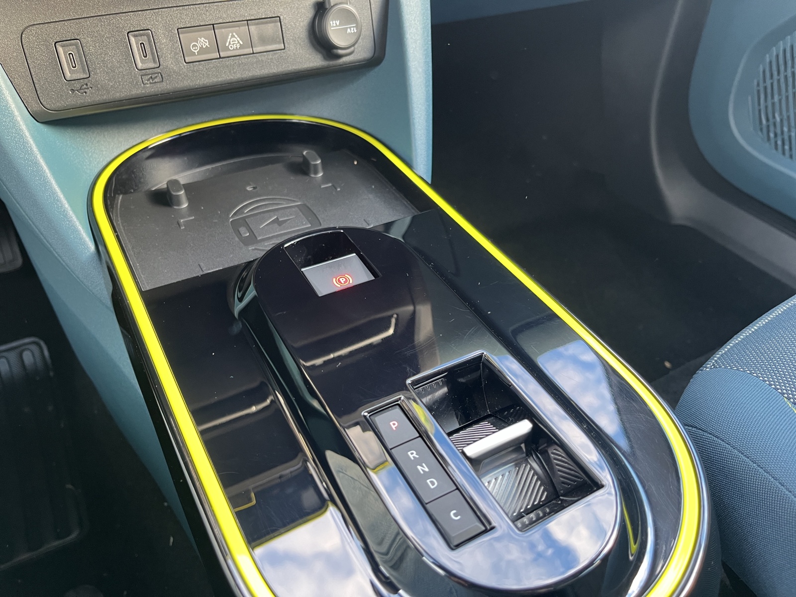 FIAT Grande Panda La Prima-image-11