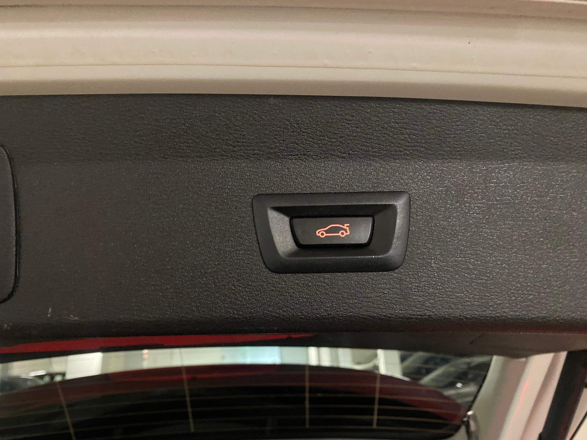 BMW X1 xDrive 18d Steptronic-image-13