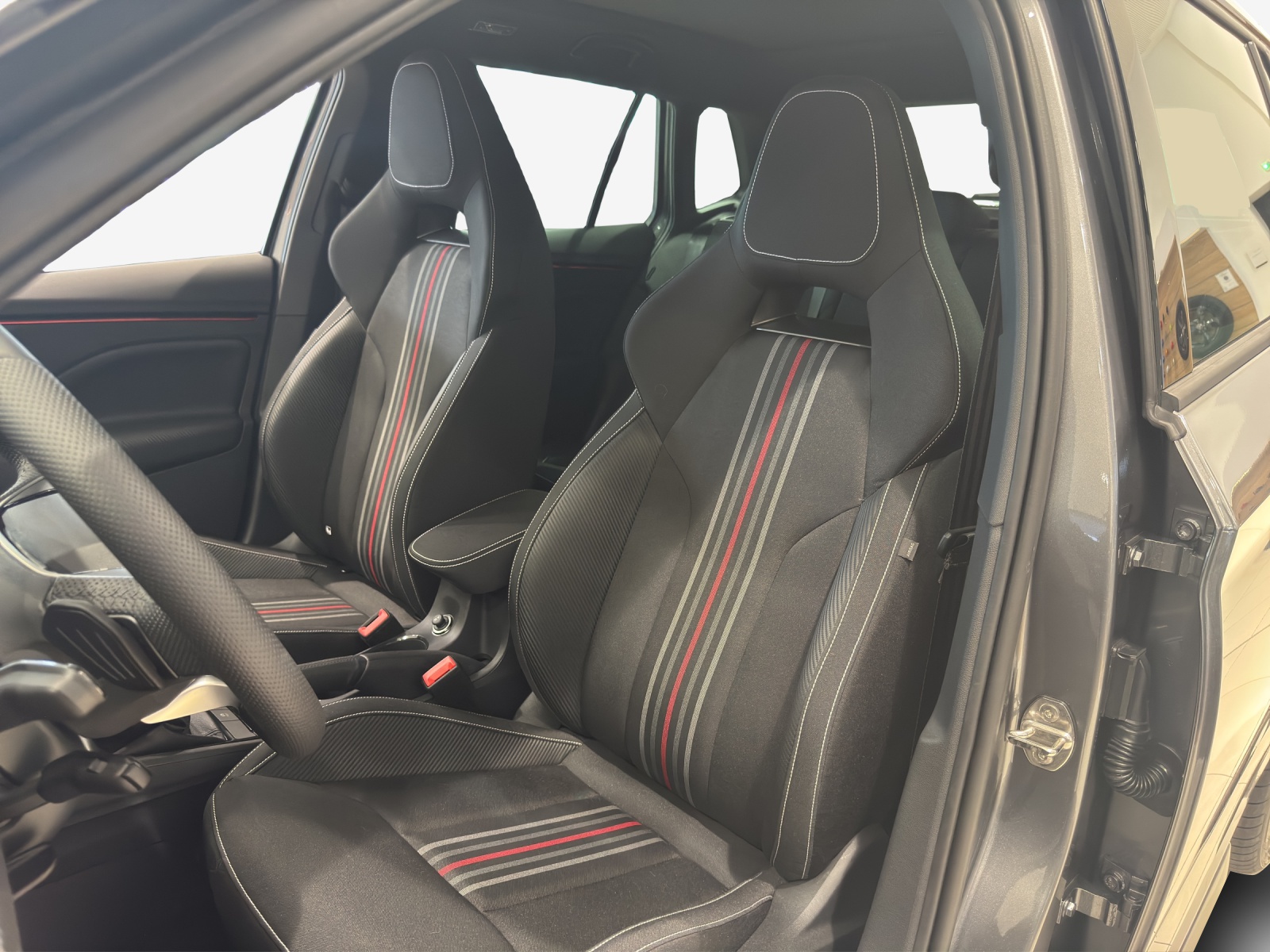 SKODA Kamiq 1.5 TSI Monte Carlo DSG-image-7