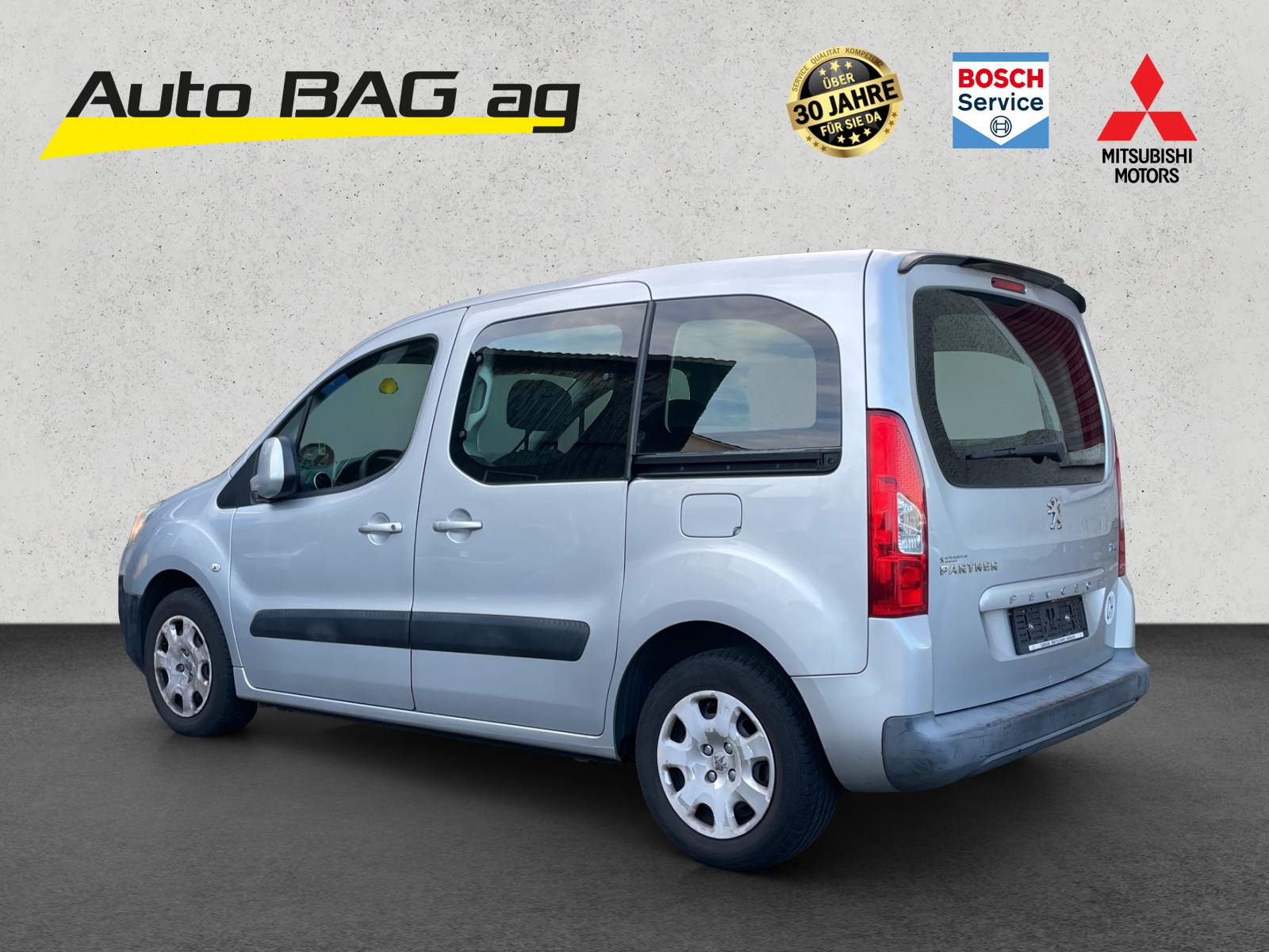 PEUGEOT Partner Tepee 1.6 e-HDI 92 Trendy EGS-image-2