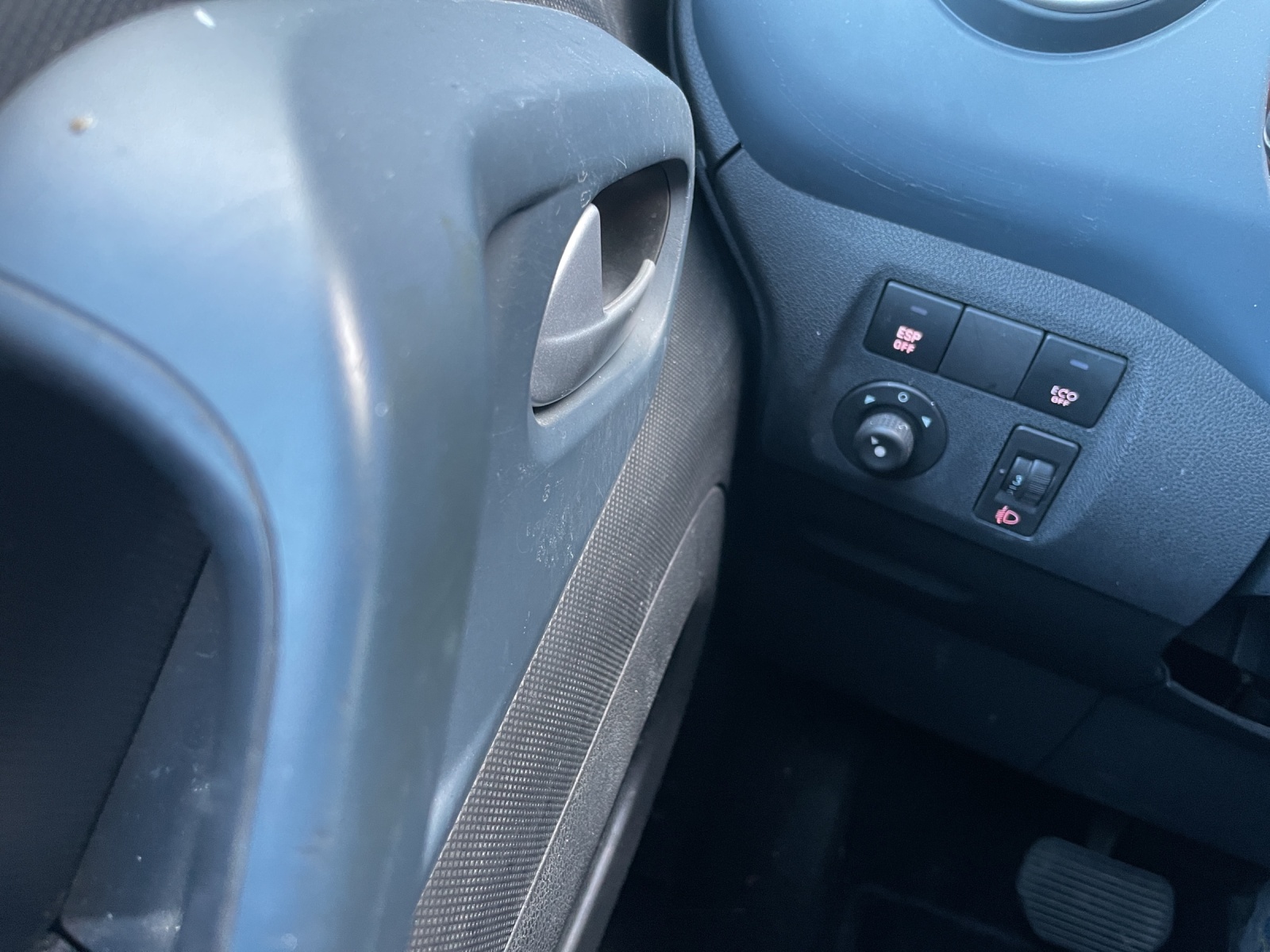 PEUGEOT Partner Tepee 1.6 e-HDI 92 Trendy EGS-image-8