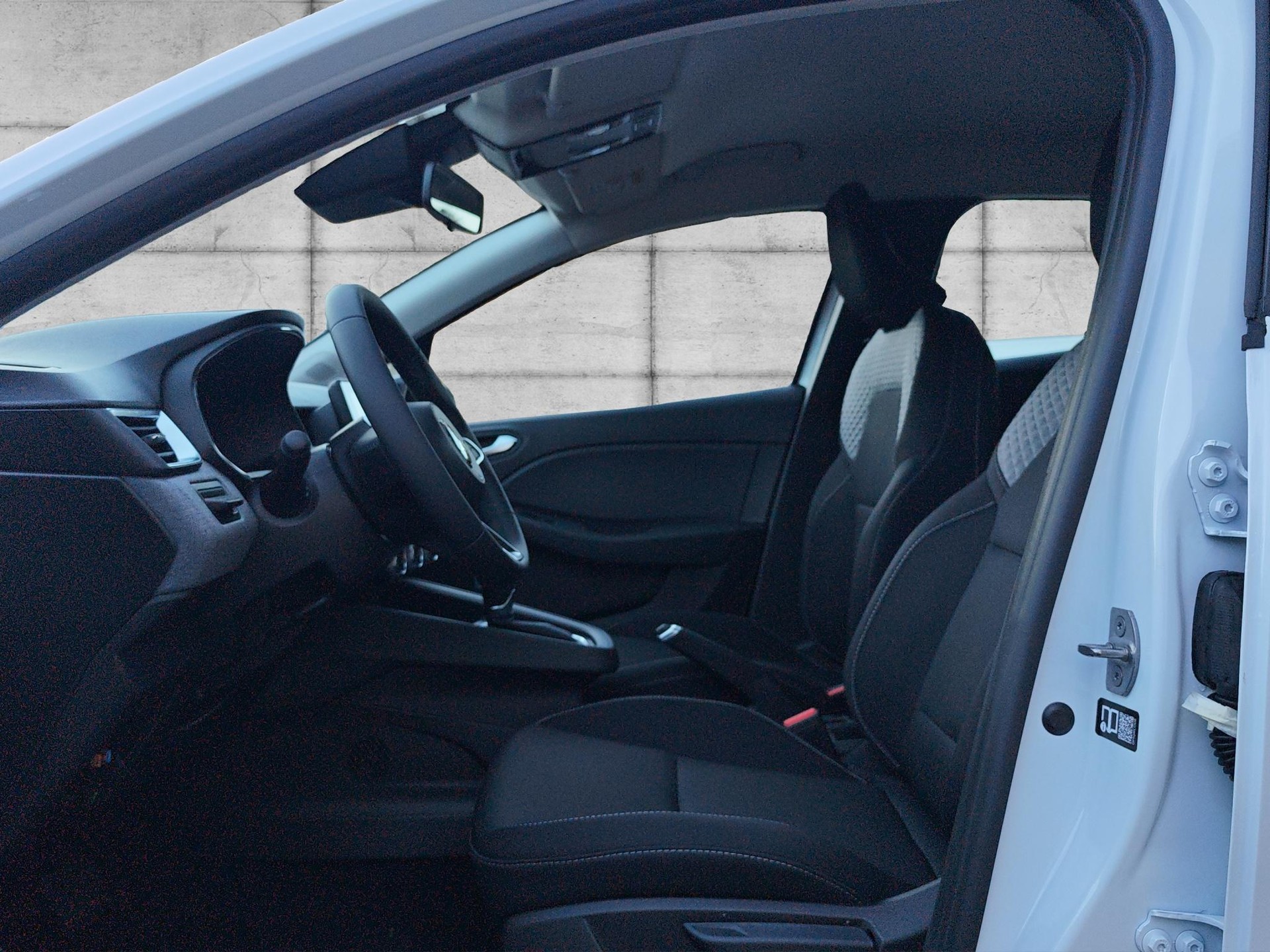 MITSUBISHI Colt 1.6 HEV Invite-image-5