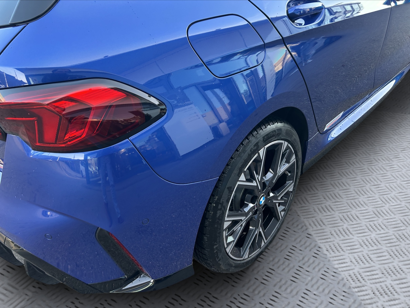 BMW 120 M Sport Steptronic-image-15