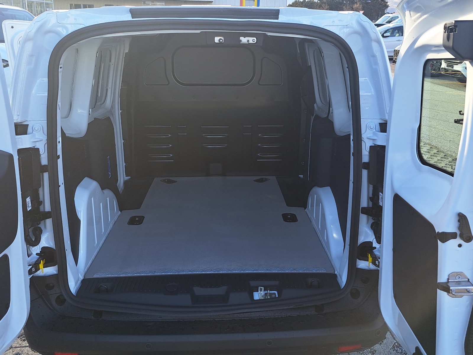 FORD Transit Courier Van 1.0 EcoBoost Trend Automatique-image-5