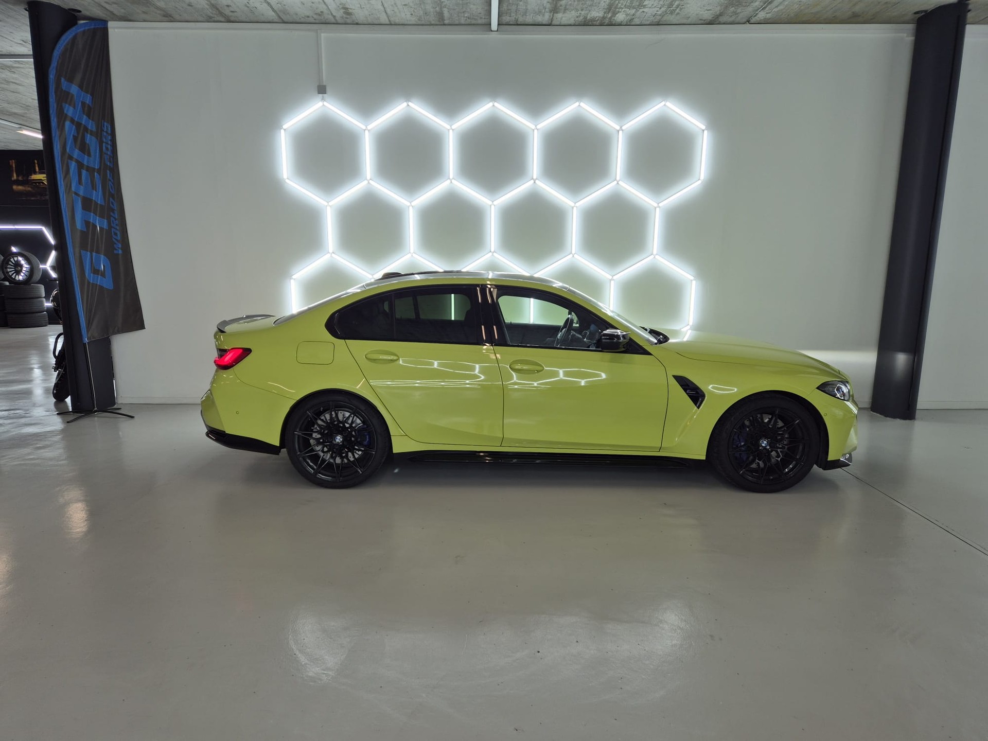 BMW M3 Competition M xDrive-image-7