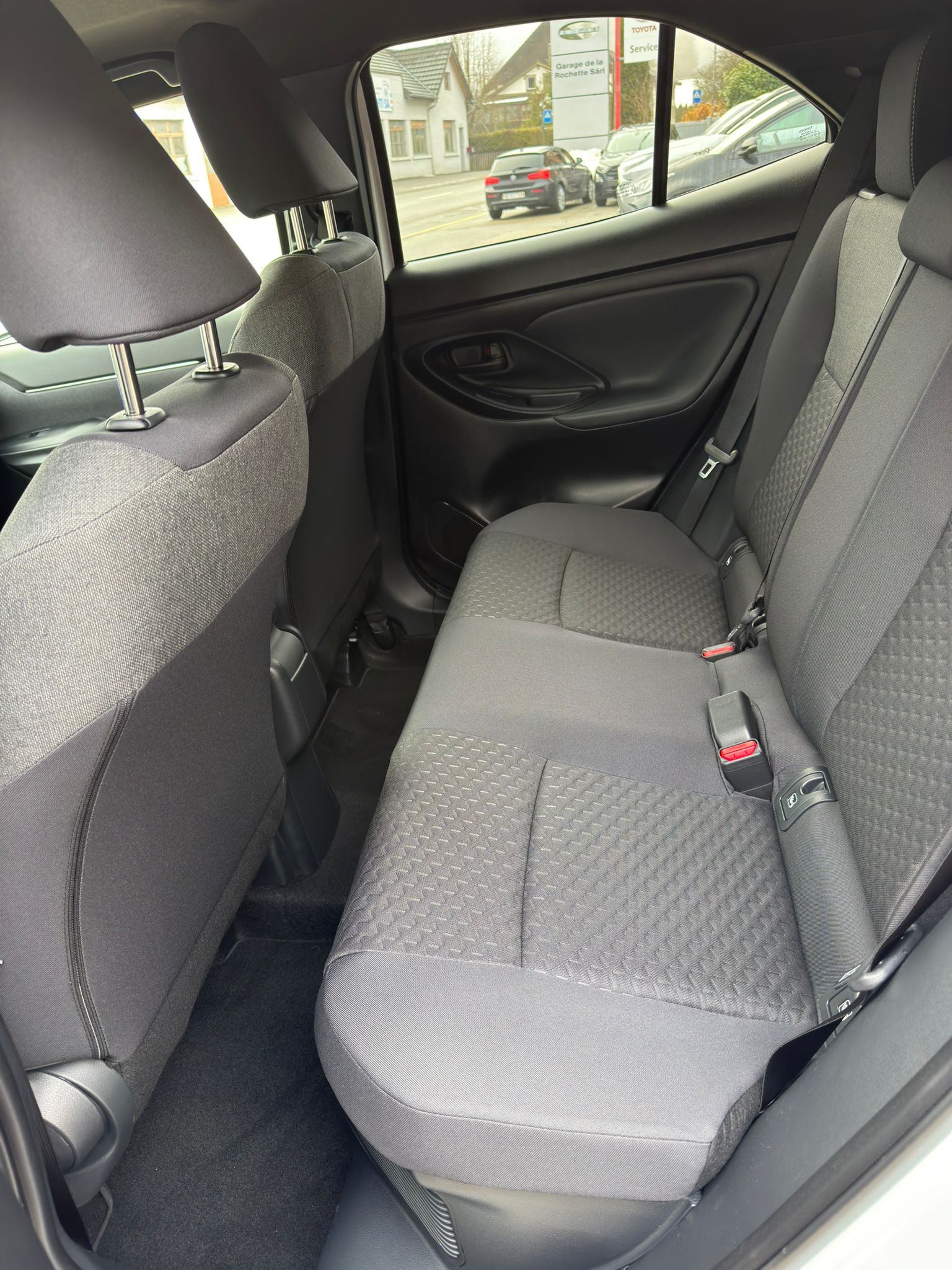 TOYOTA Yaris Cross 1.5 Trend e-CVT-image-8