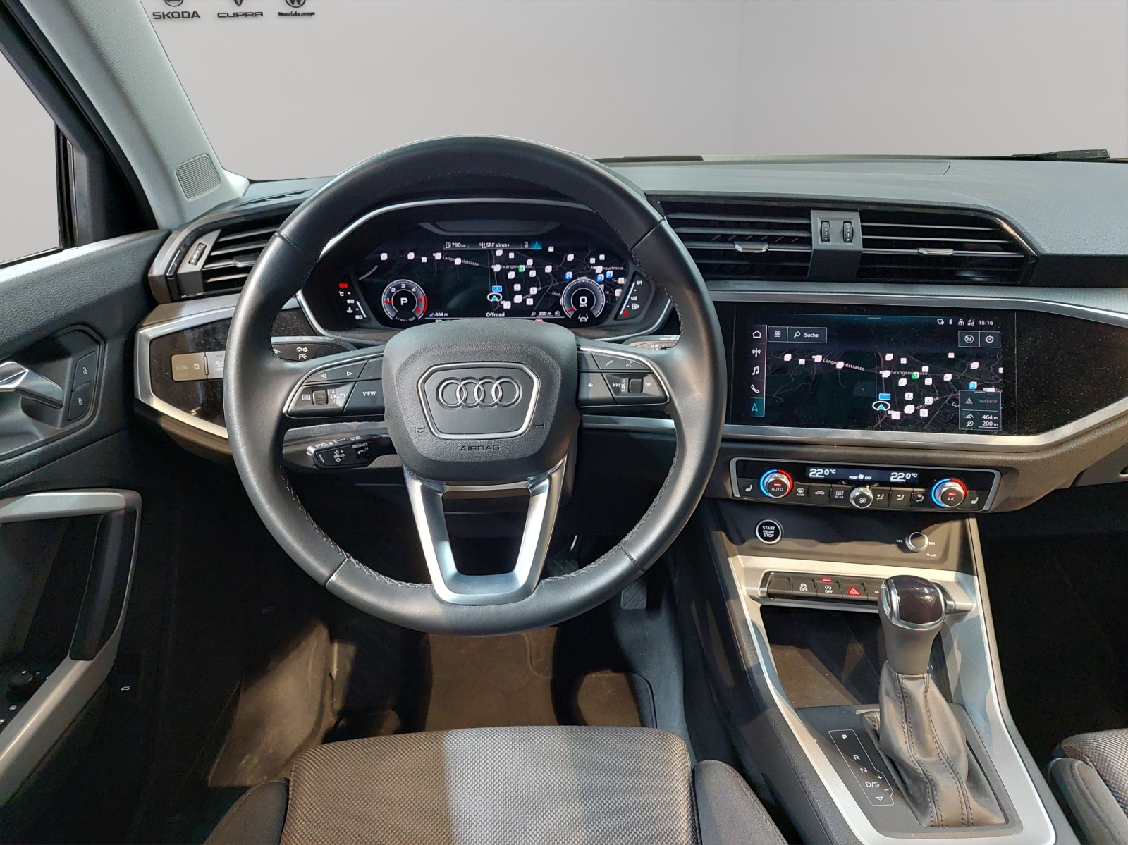 AUDI Q3 35 TDI S line quattro S-tronic-image-6