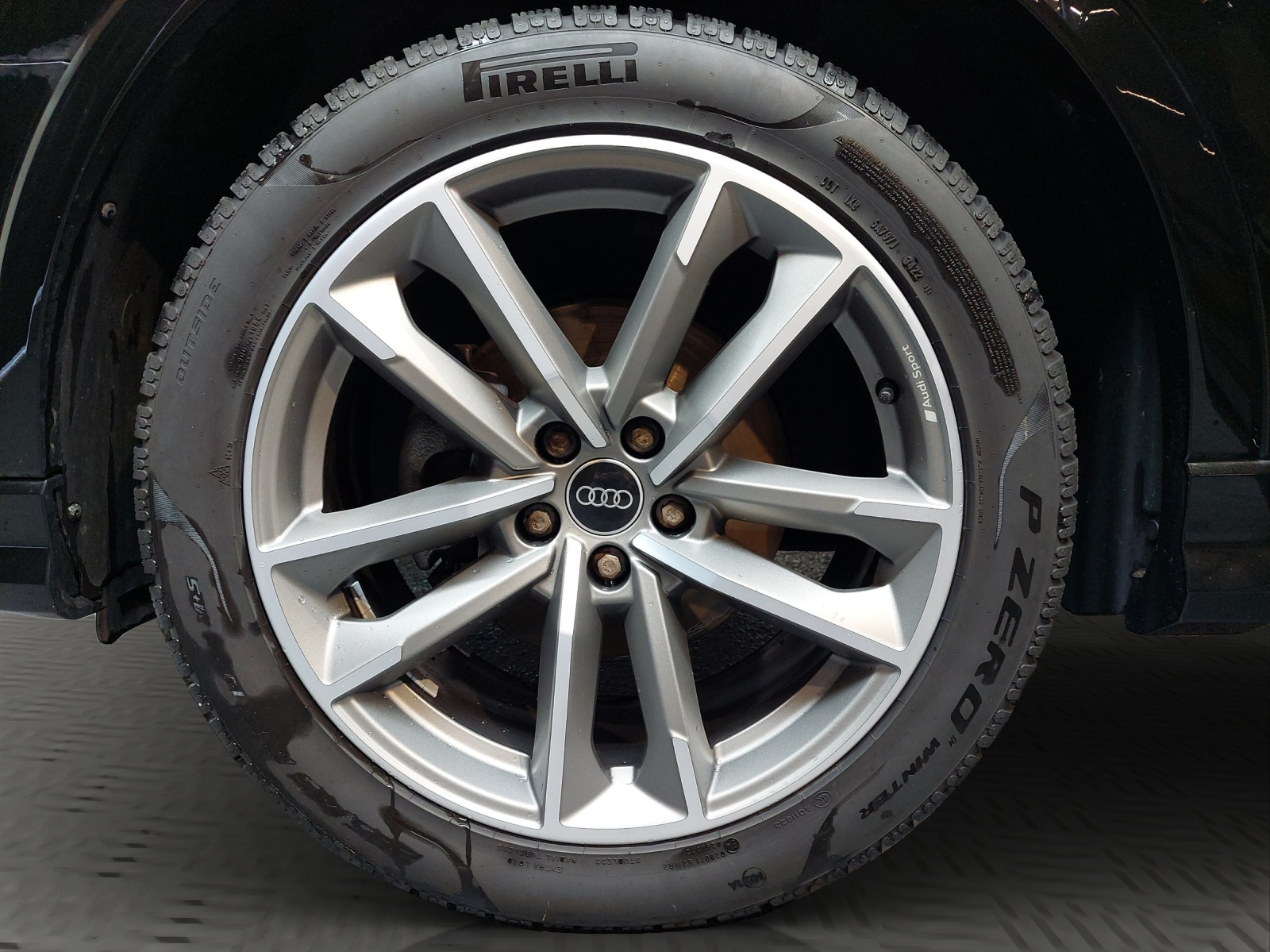 AUDI Q3 35 TDI S line quattro S-tronic-image-11