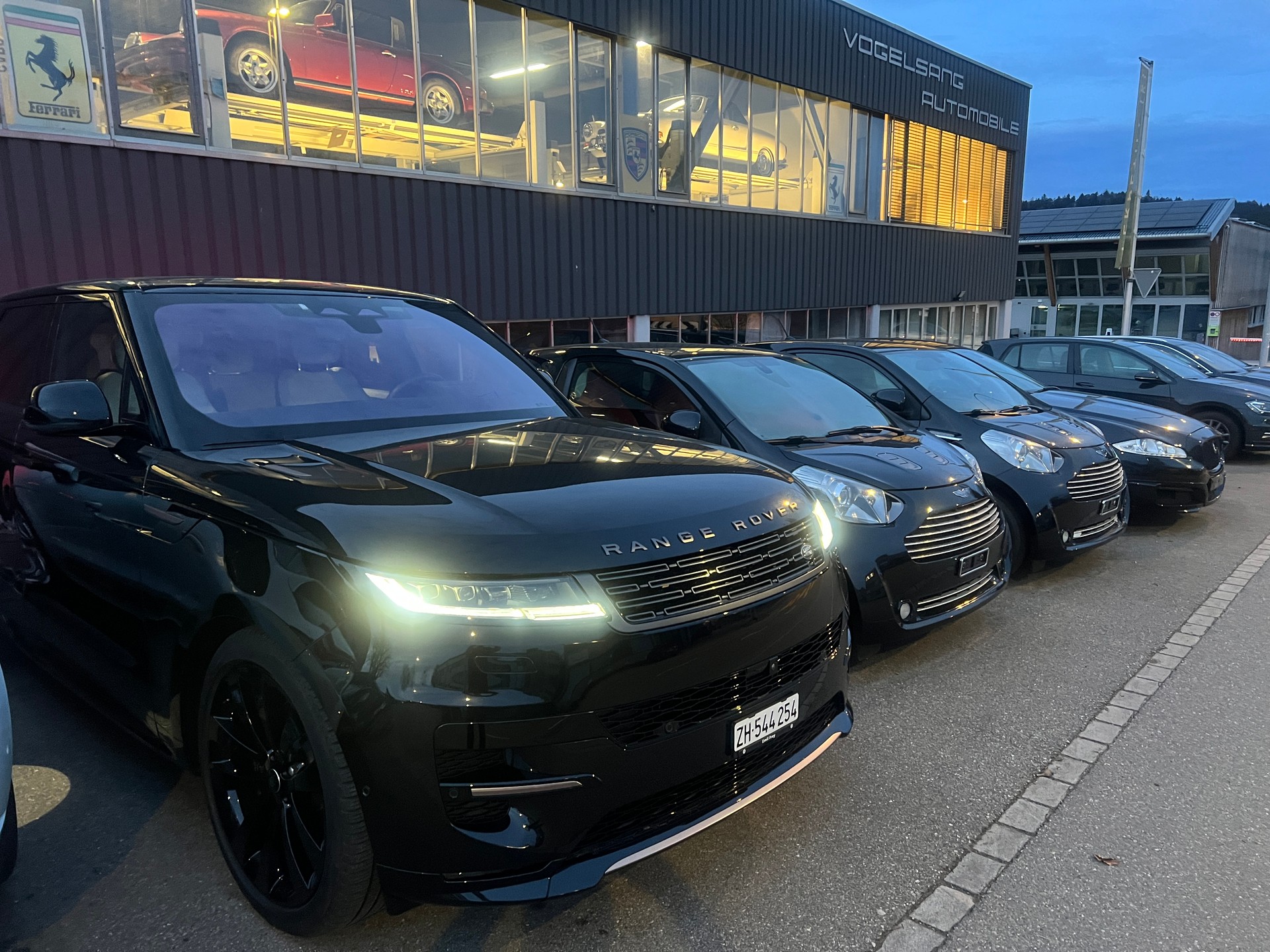 LAND ROVER Range Rover Sport D350 3.0 TD6 MHEV Autobography Automatic-image-3
