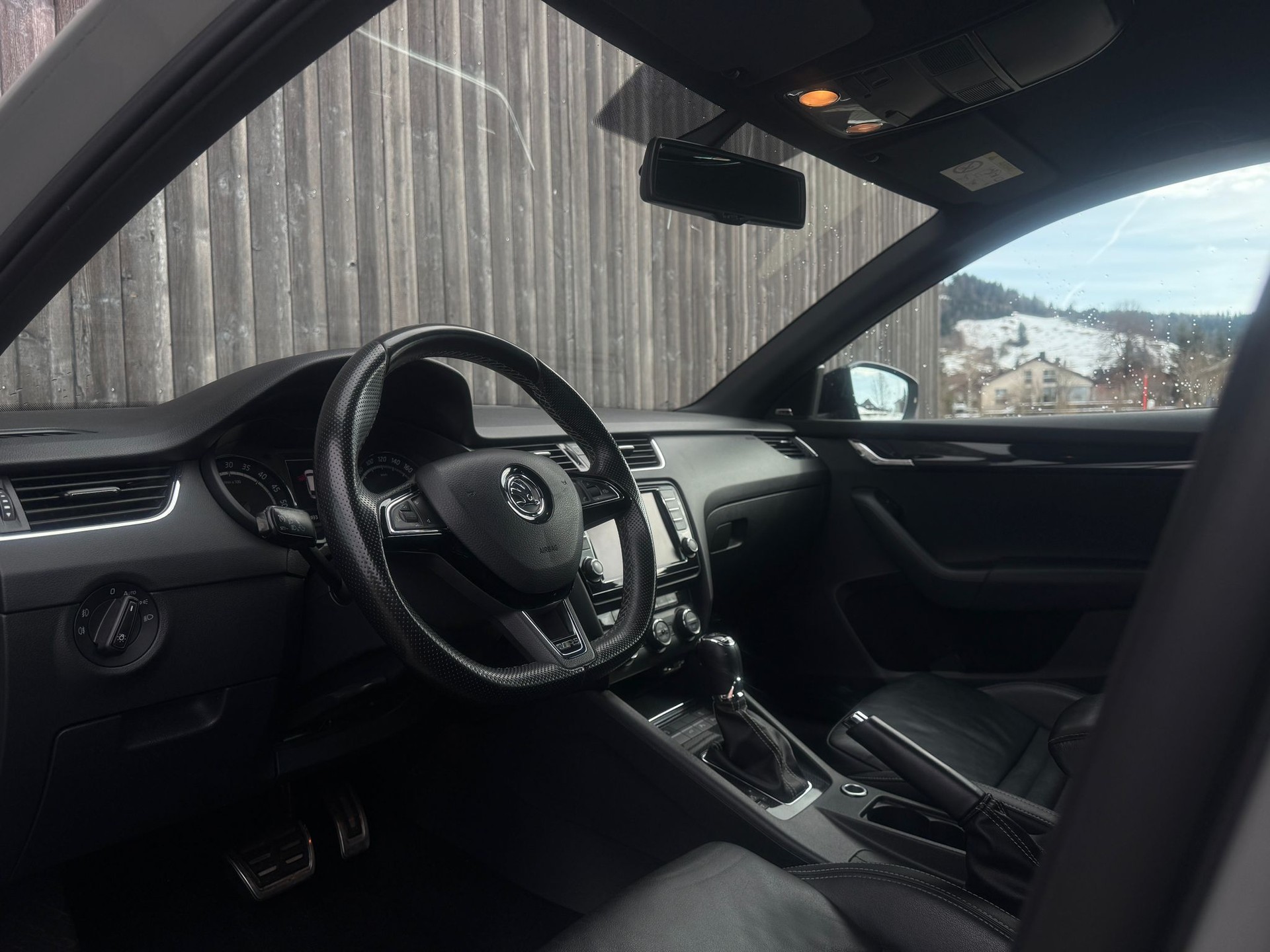 SKODA Octavia Combi 2.0 TDI RS 4x4 DSG-image-4