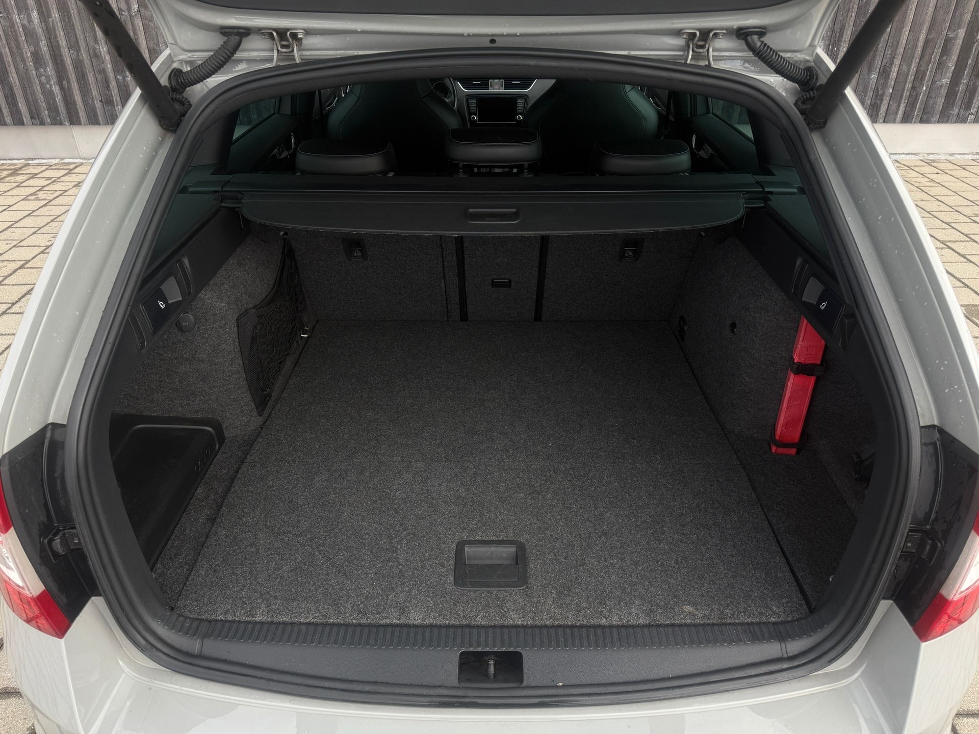 SKODA Octavia Combi 2.0 TDI RS 4x4 DSG-image-14