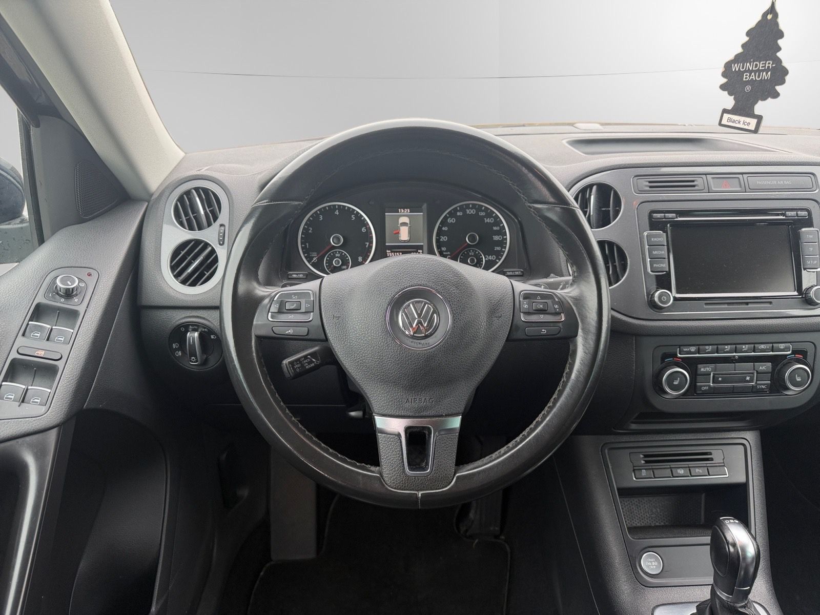 VW Tiguan 2.0 TSI Sport&Style 4Motion DSG-image-10