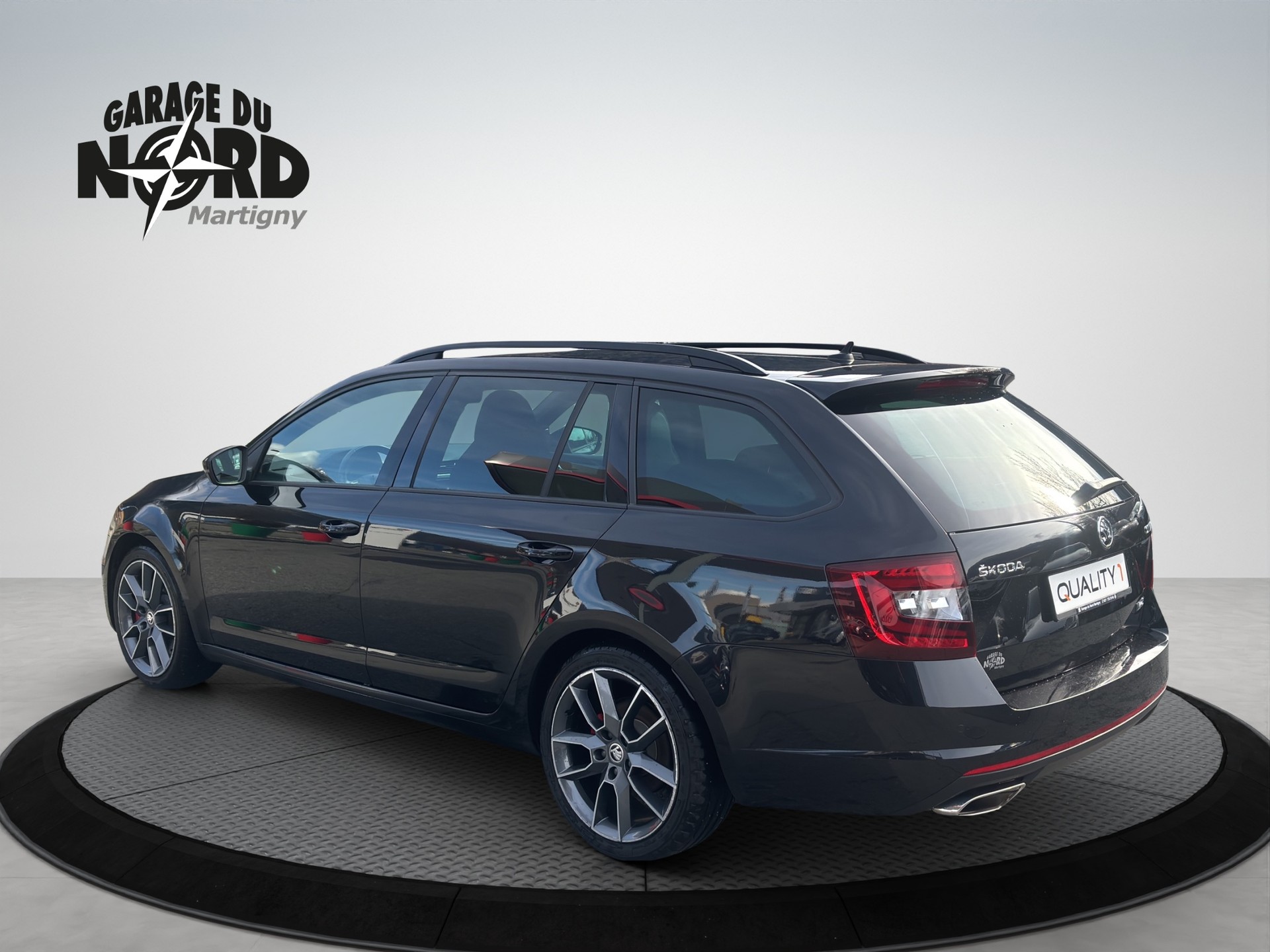 SKODA Octavia Combi 2.0 TSI RS DSG-image-3