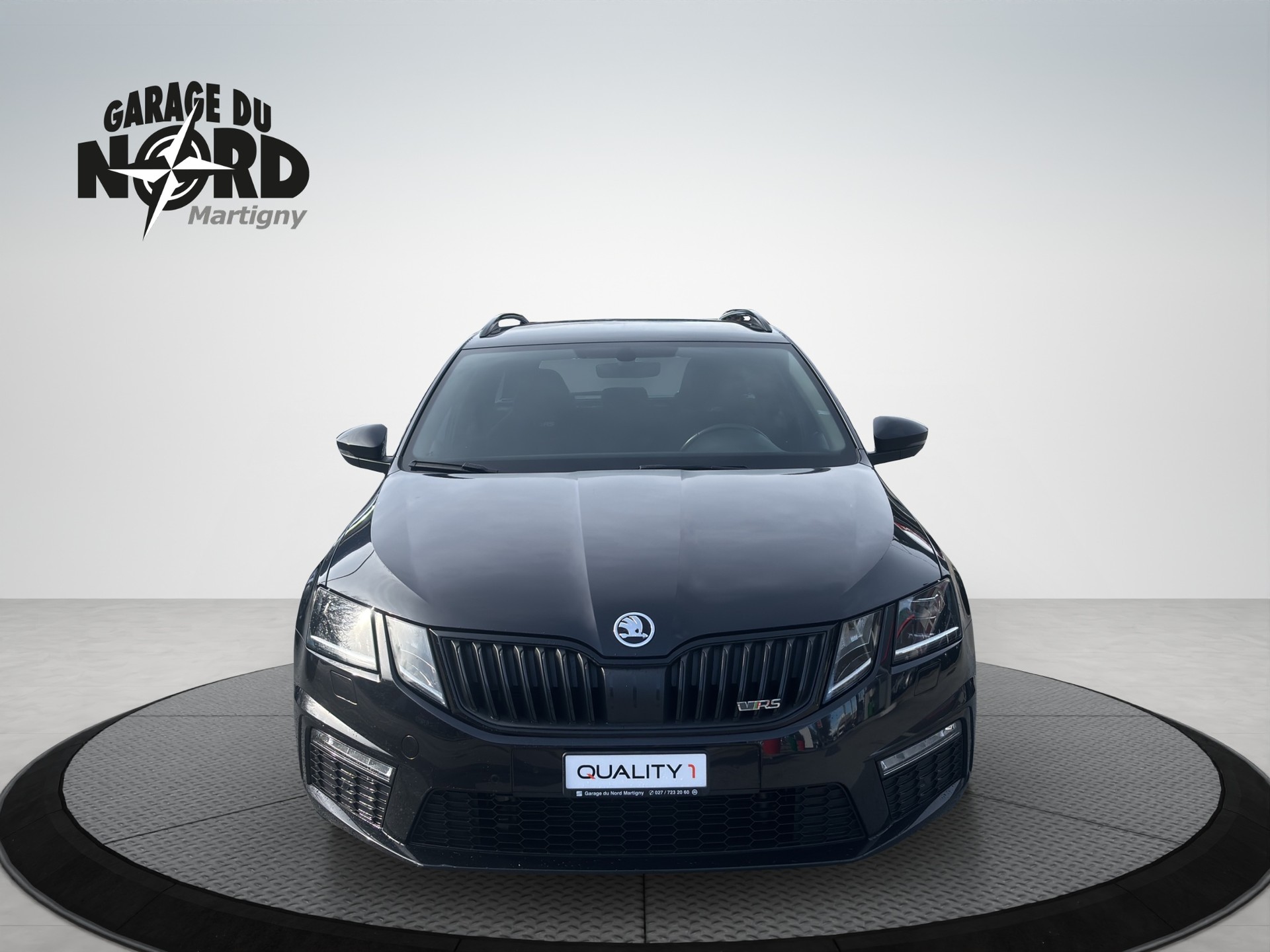 SKODA Octavia Combi 2.0 TSI RS DSG-image-1