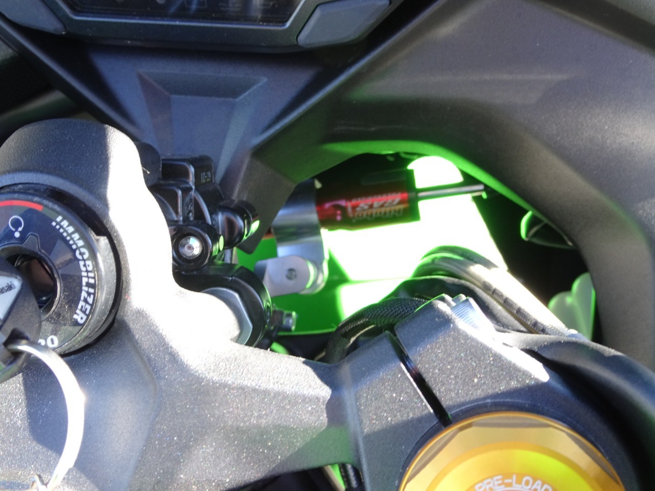 5/04×18 Werkzeugbox links für Touratech Kofferträger ZEGA Evo für BMW