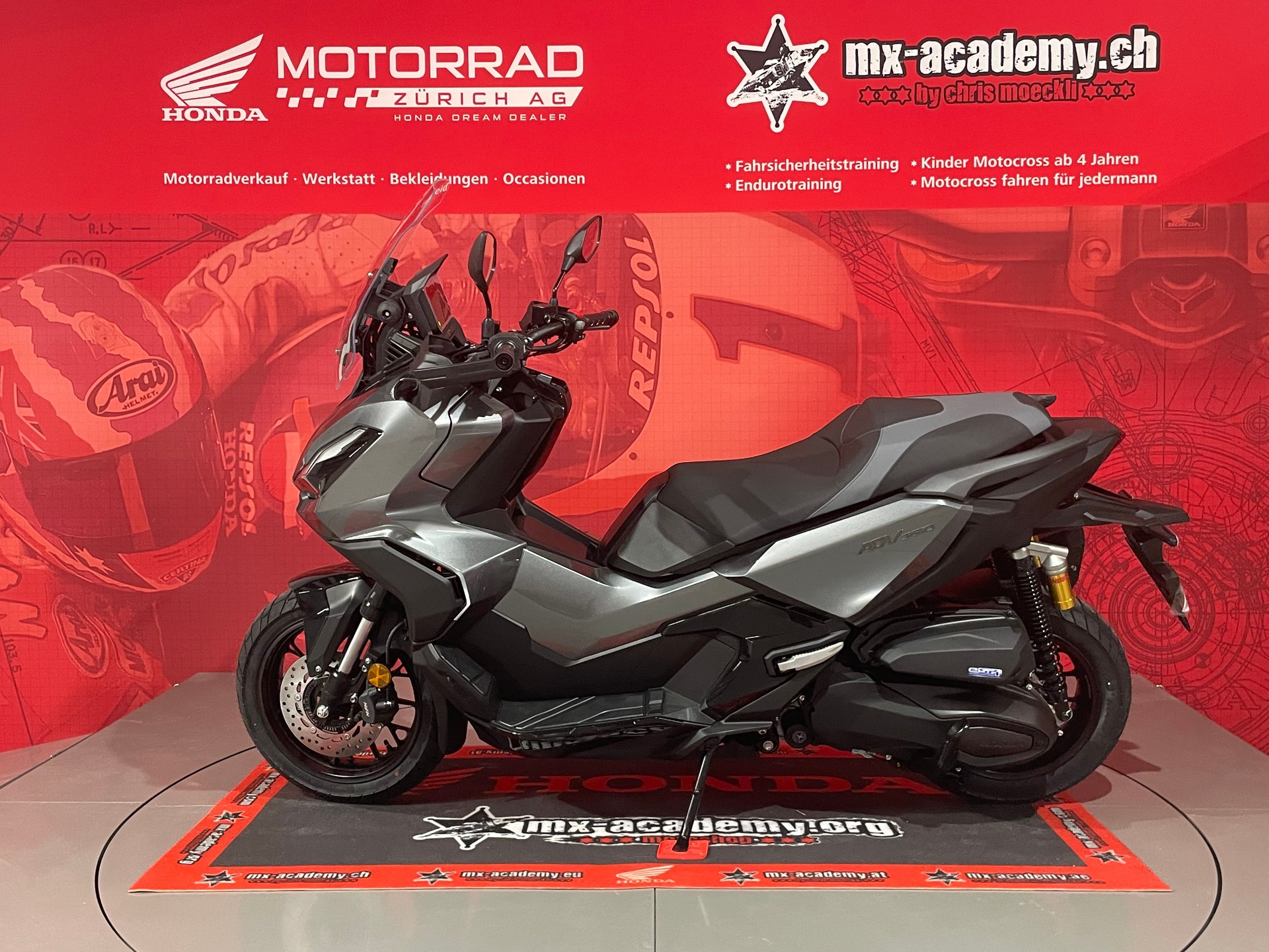 HONDA *ADV350**Modell 2026**Neufahrzeug**Iridium Grey Metallic*-image-4