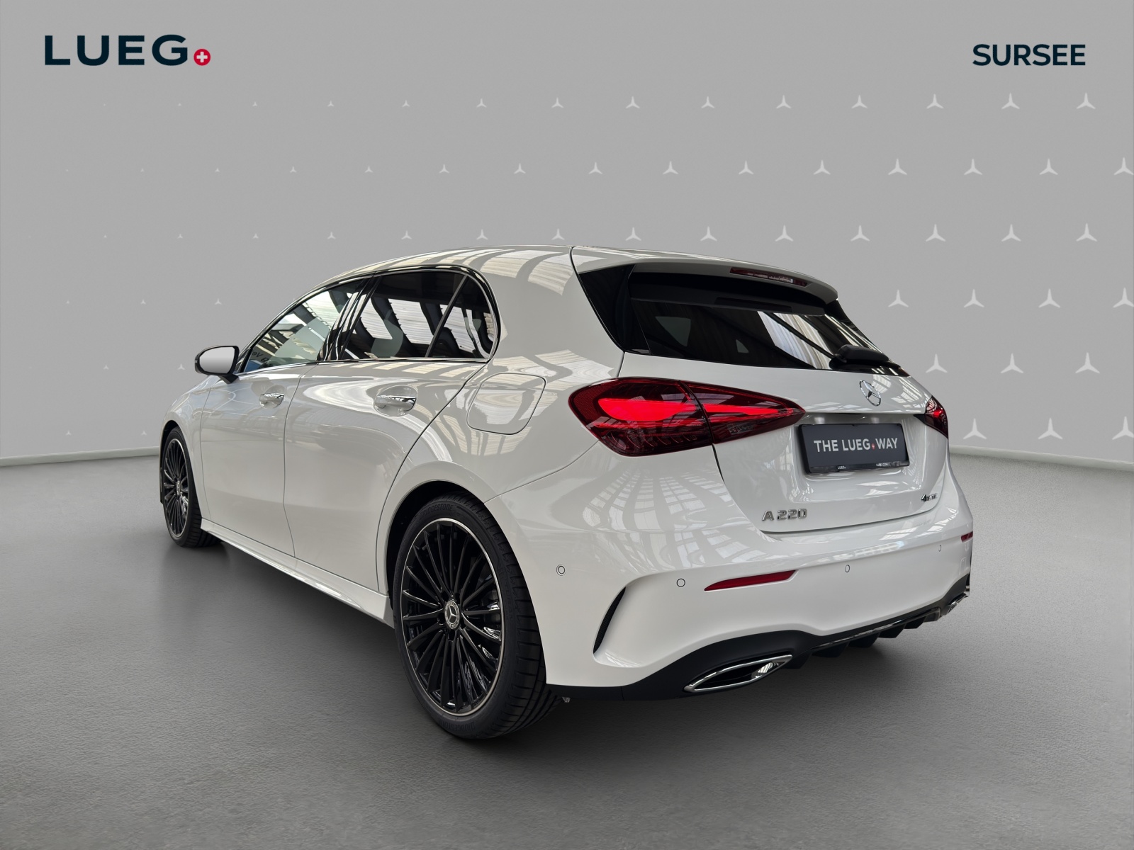 MERCEDES-BENZ A 220 4Matic 8G-DCT-image-2
