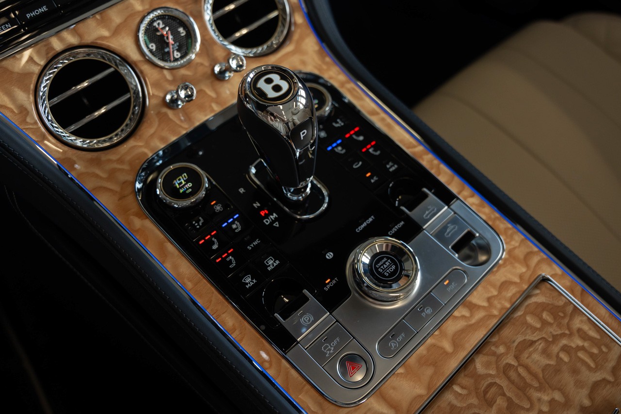 BENTLEY Continental GTC 6.0 W12-image-39