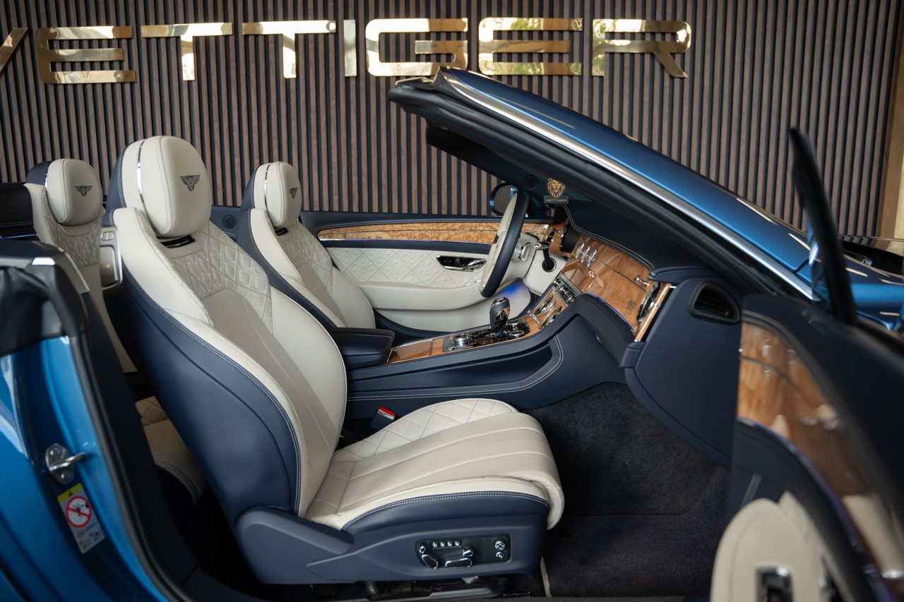 BENTLEY Continental GTC 6.0 W12-image-16