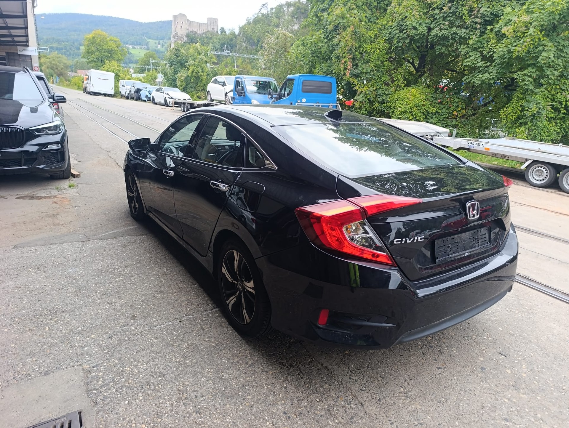 HONDA Civic Sedan 1.5 VTEC Executive Premium CVT-image-2