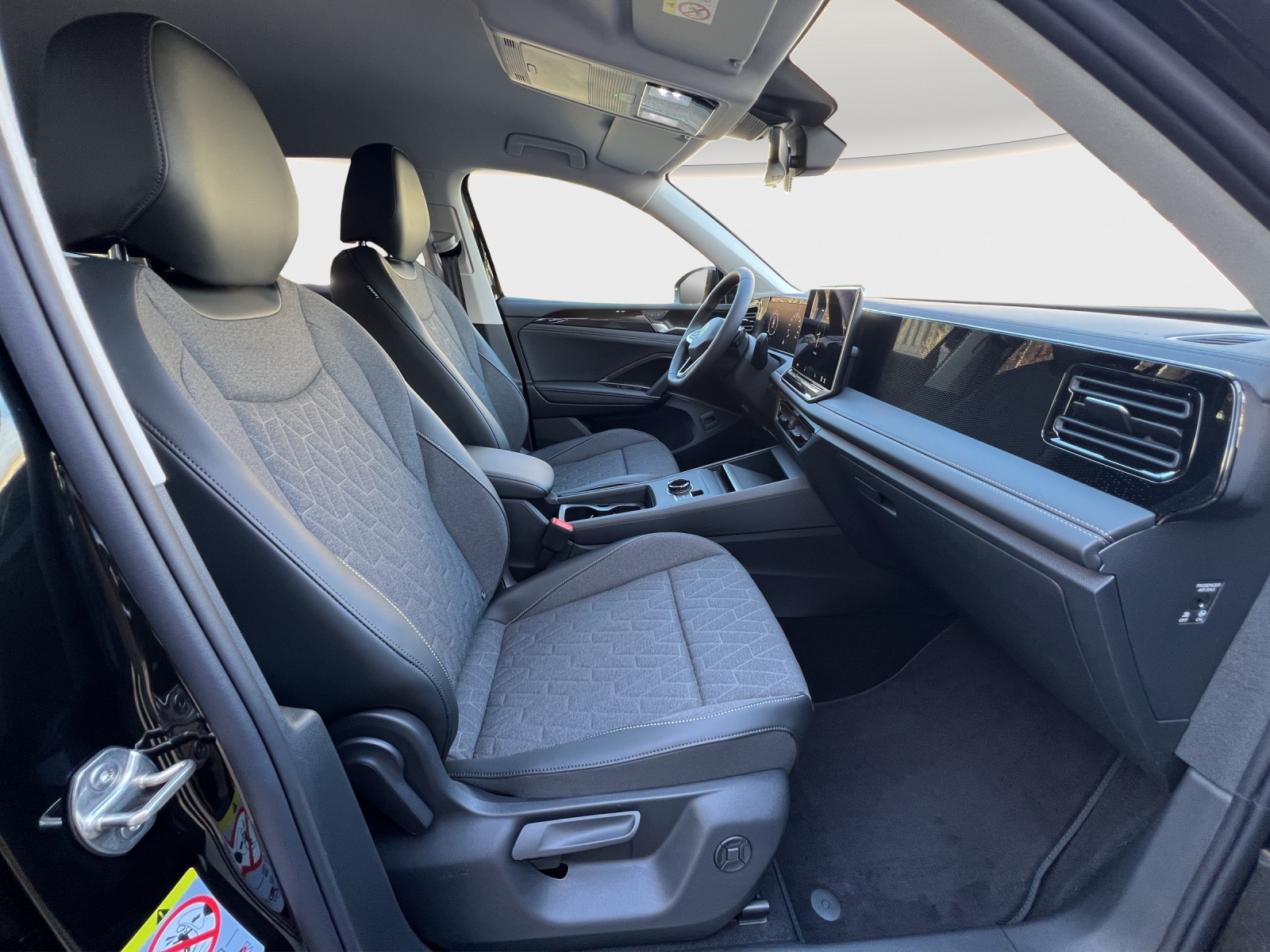 VW Tiguan 2.0 TSI DSG United 4Motion-image-9