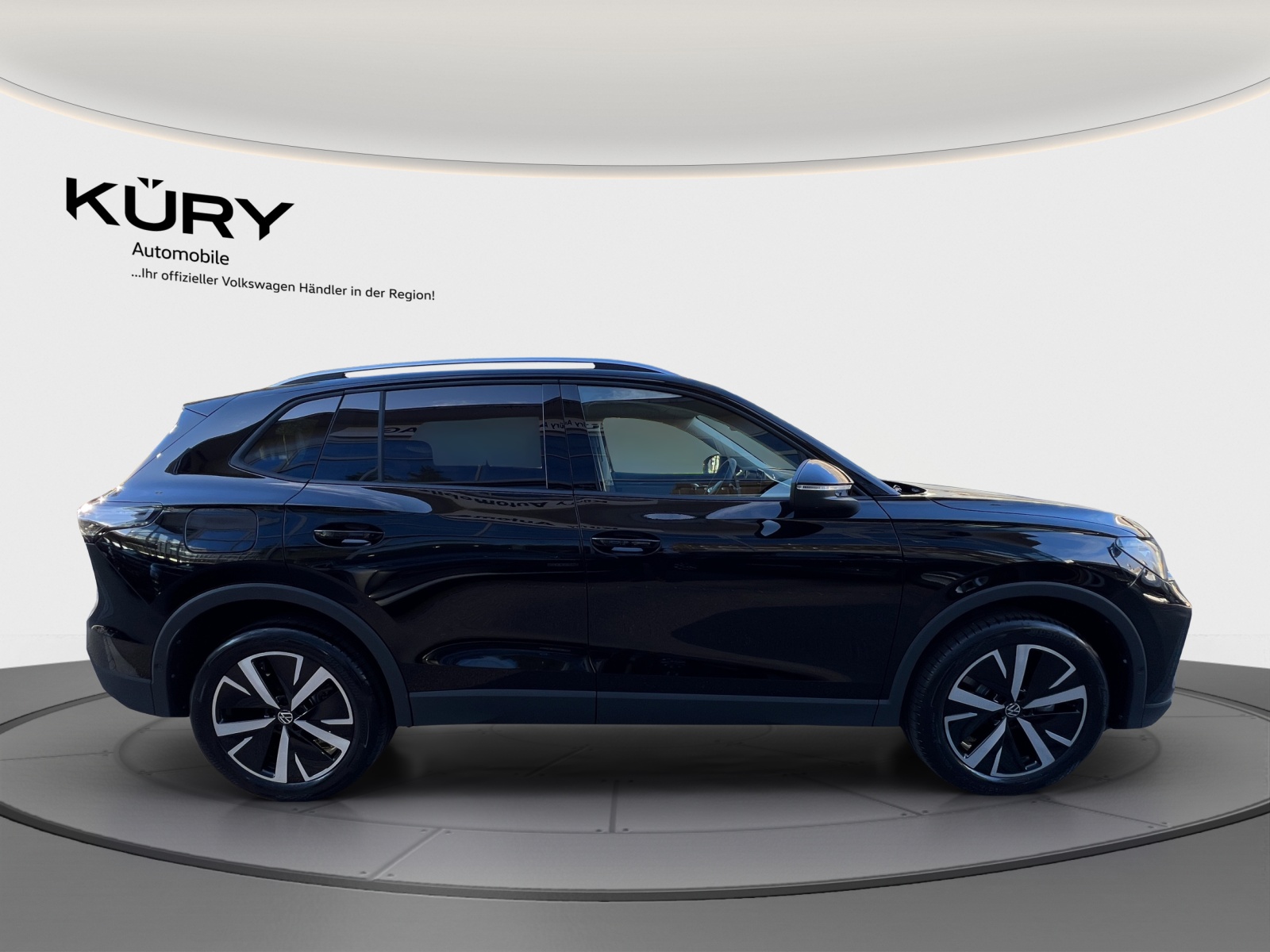 VW Tiguan 2.0 TSI DSG United 4Motion-image-3