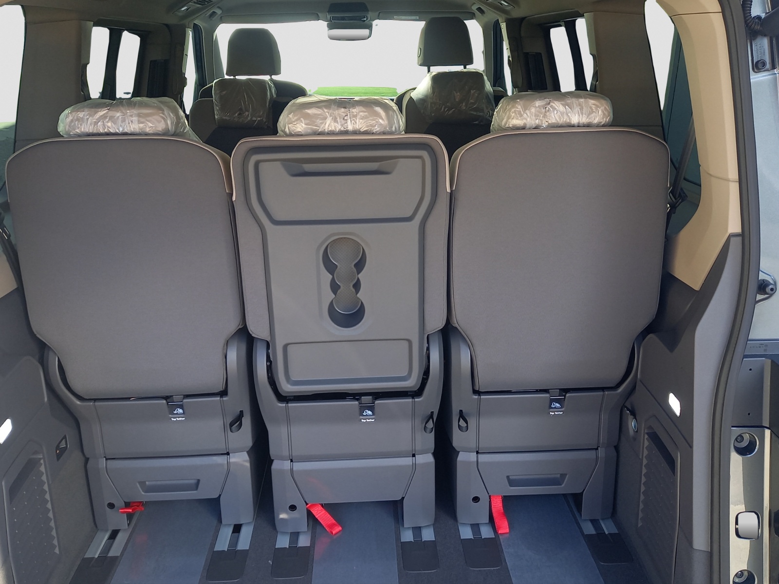 VW Multivan 2.0 TDI Liberty DSG-image-9