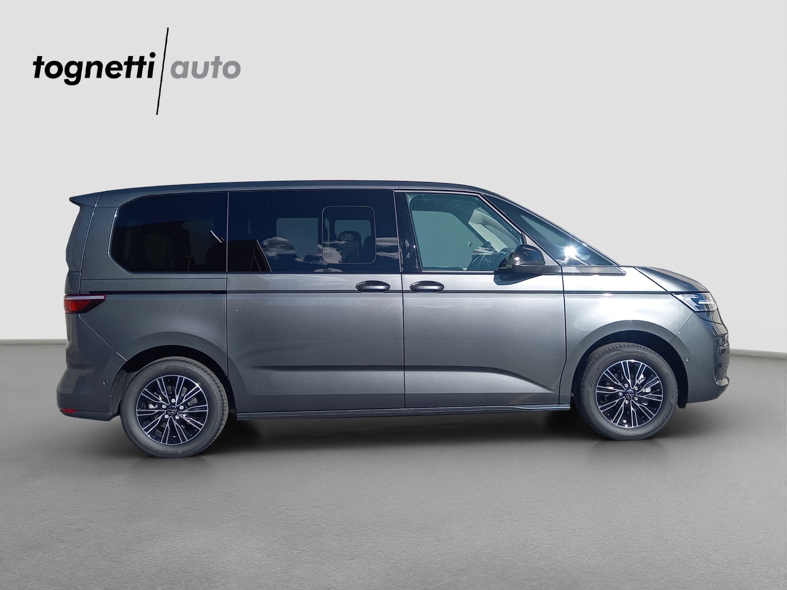 VW Multivan 2.0 TDI Liberty DSG-image-2