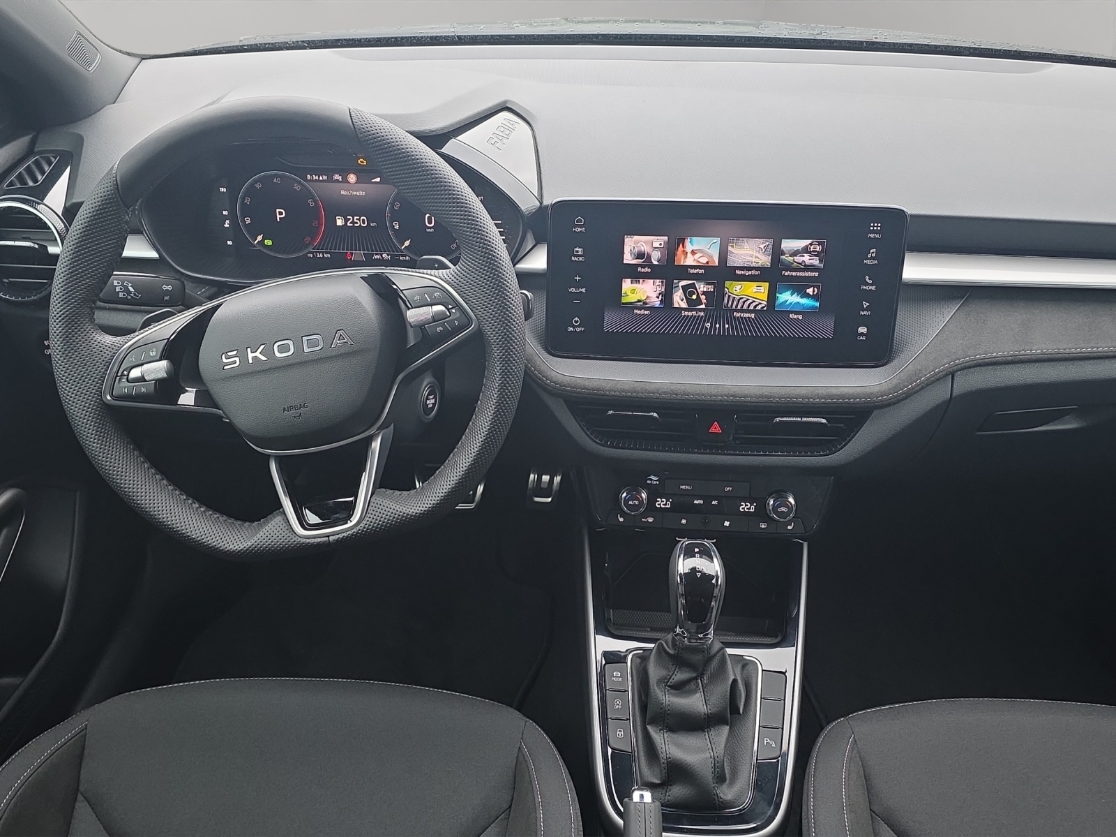 SKODA Fabia 1.0 TSI Dynamic DSG-image-4
