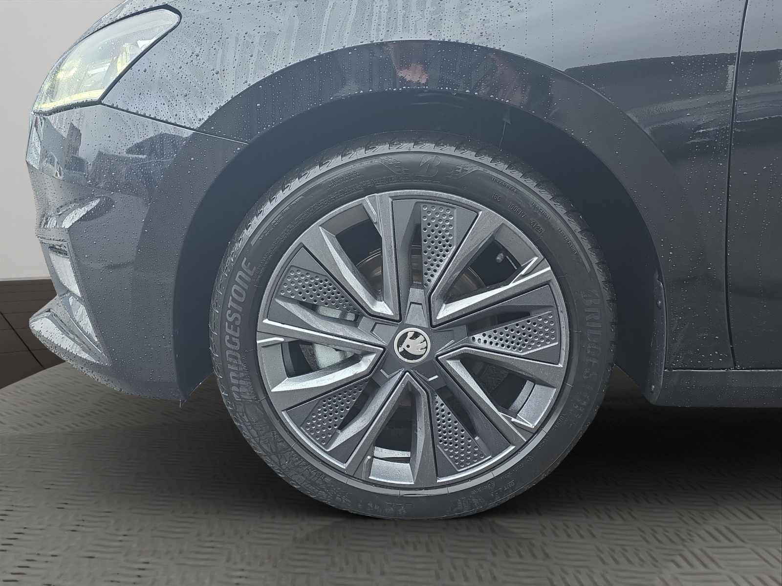 SKODA Fabia 1.0 TSI Dynamic DSG-image-6